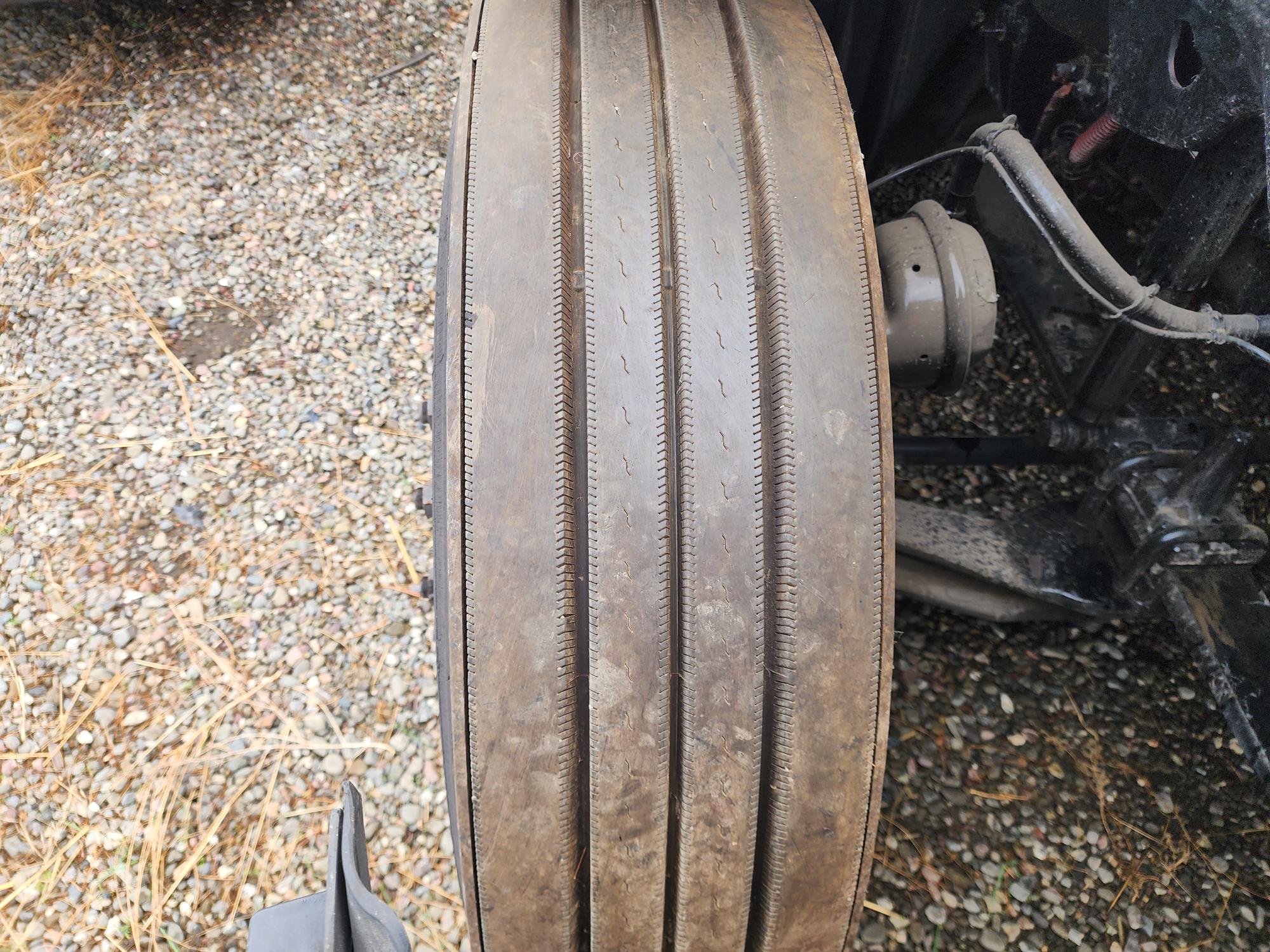 2020 FREIGHTLINER CASCADIA 126SLP - image 11