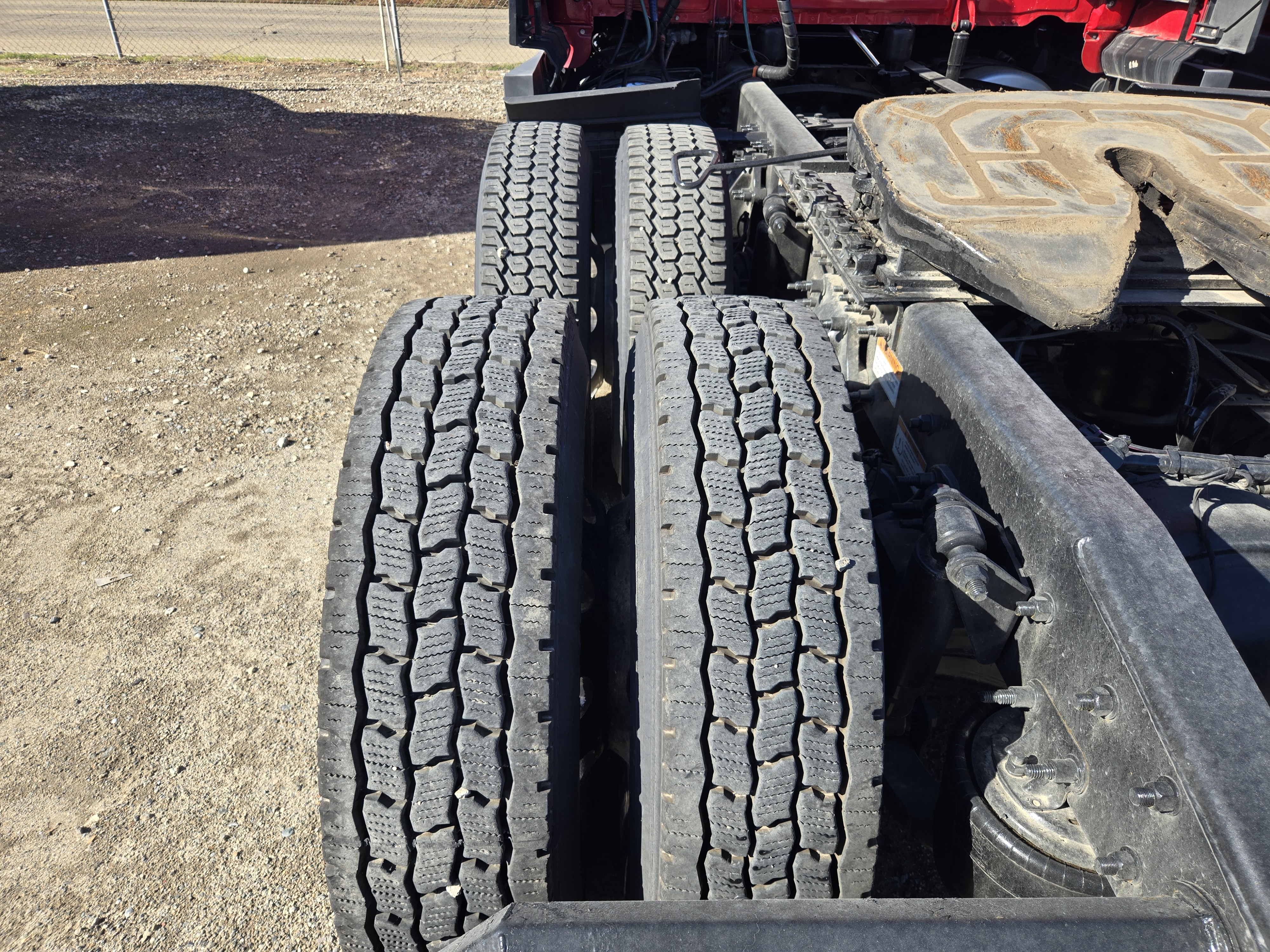 2021 FREIGHTLINER CASCADIA 126SLP - image 13