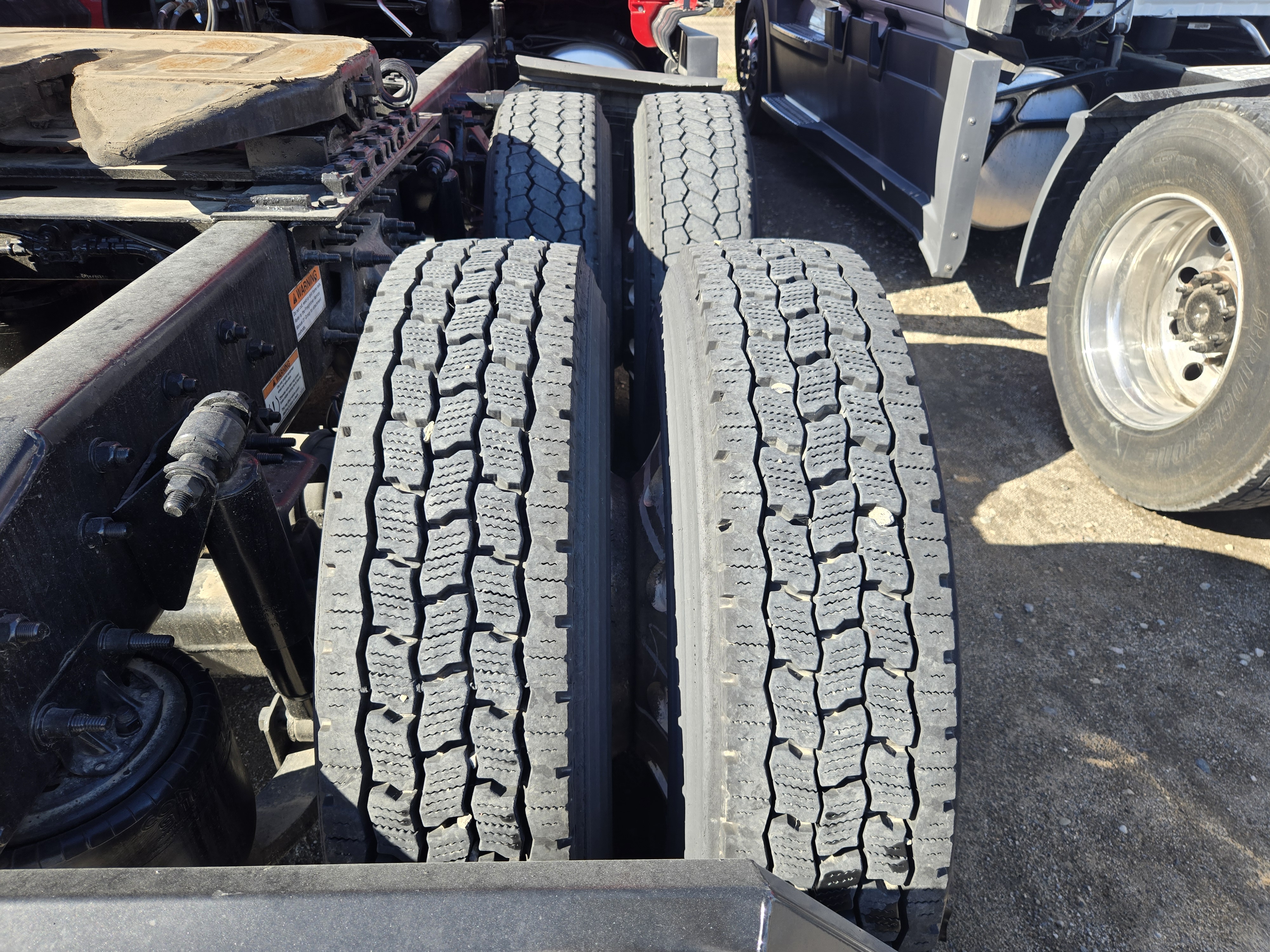 2020 FREIGHTLINER CASCADIA 126SLP - image 15