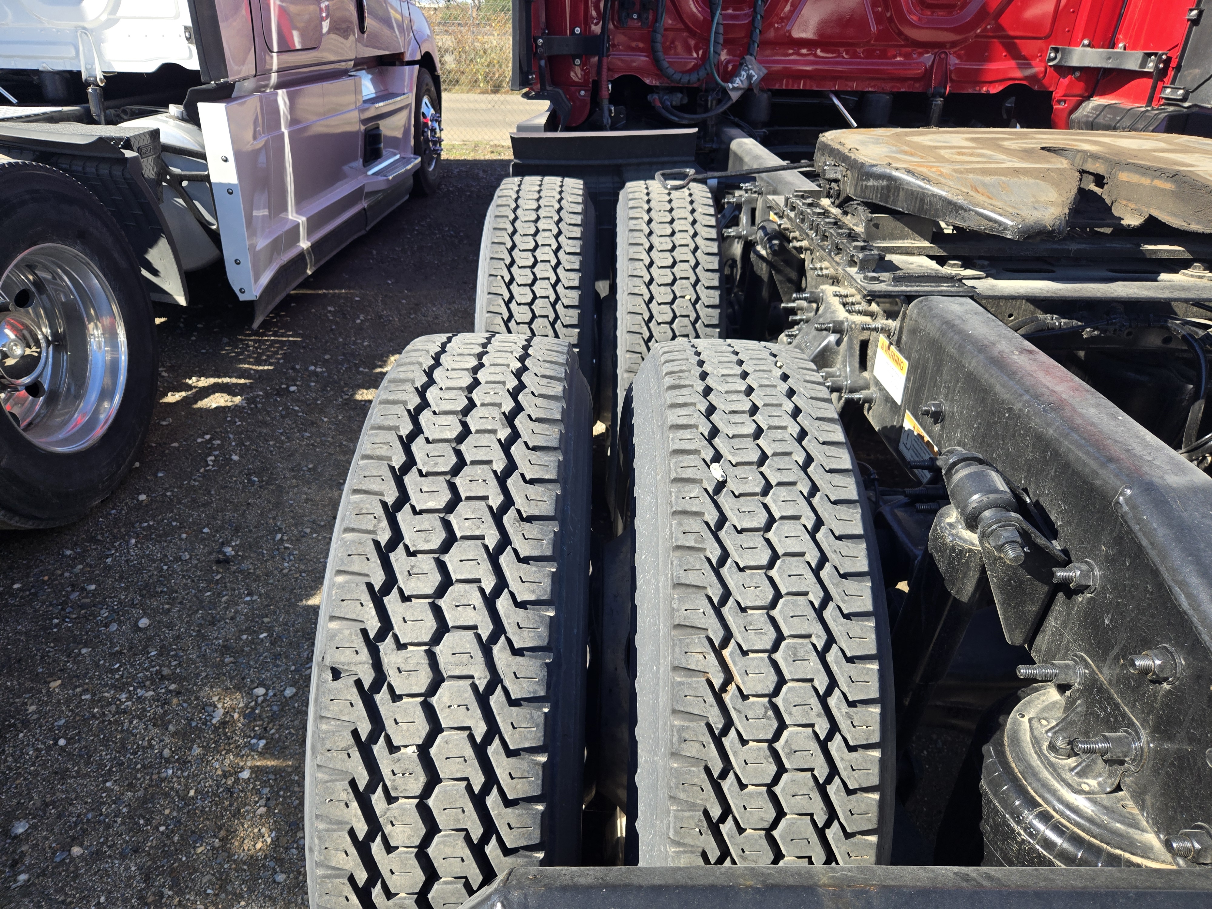 2020 FREIGHTLINER CASCADIA 126SLP - image 14