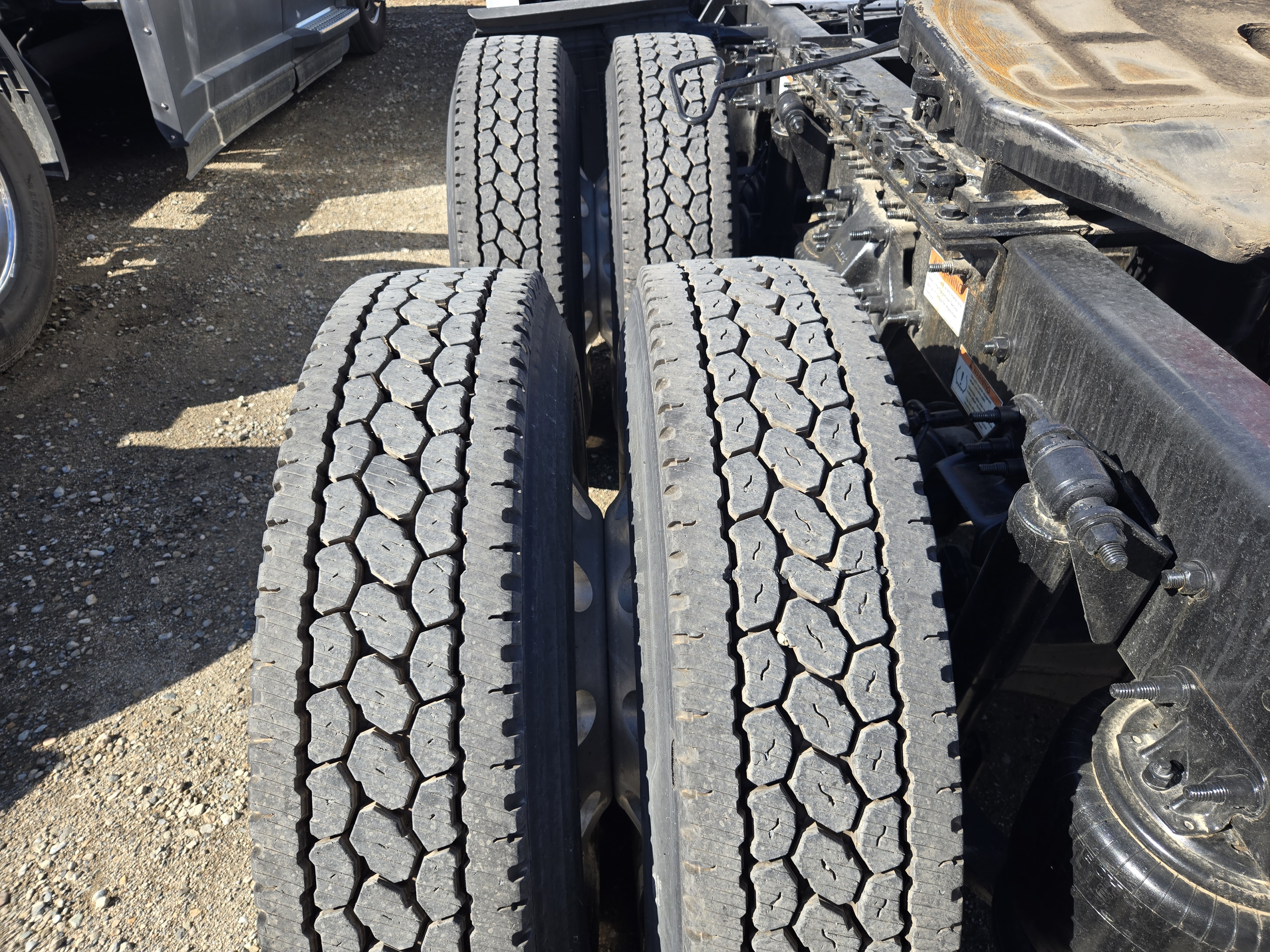 2022 FREIGHTLINER CASCADIA 126SLP - image 12