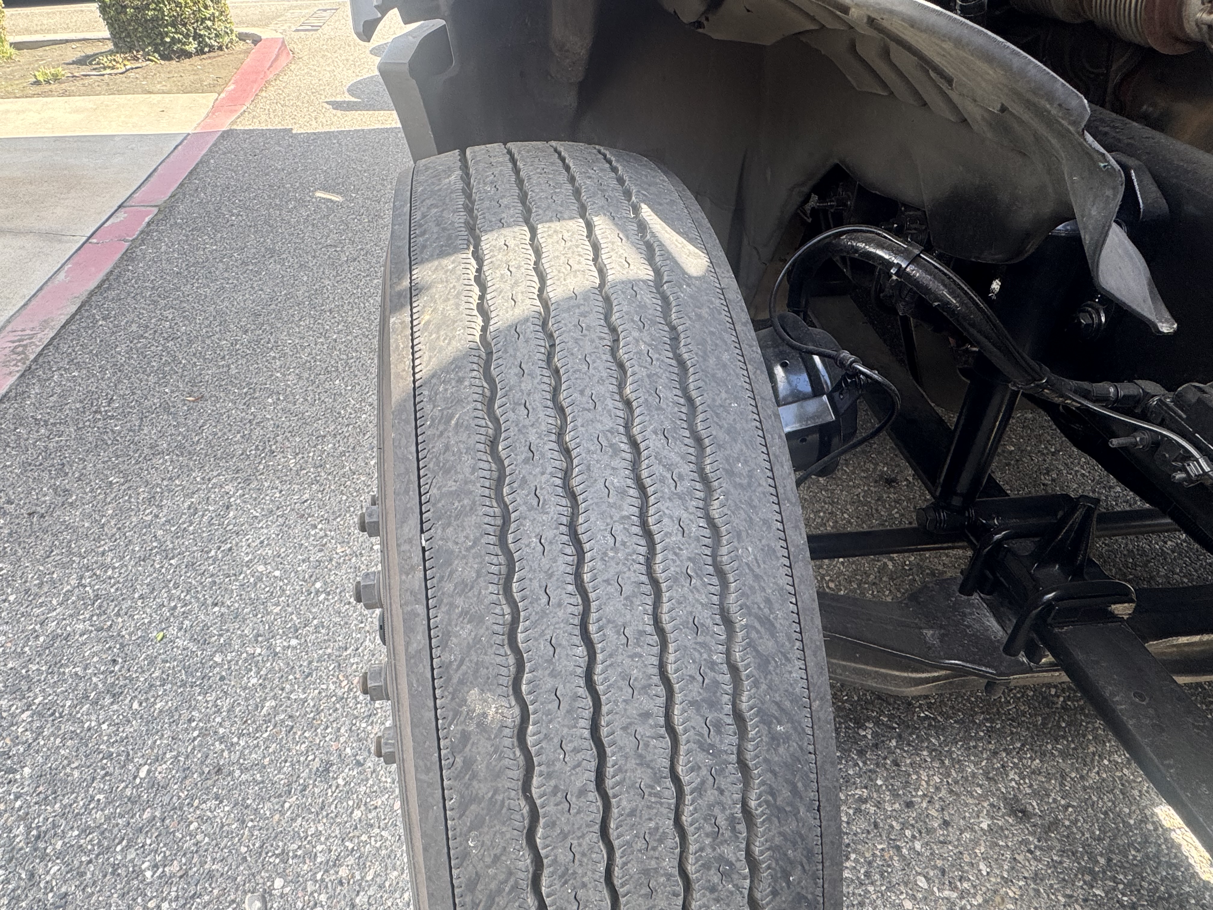 2021 FREIGHTLINER CASCADIA 126SLP - image 12