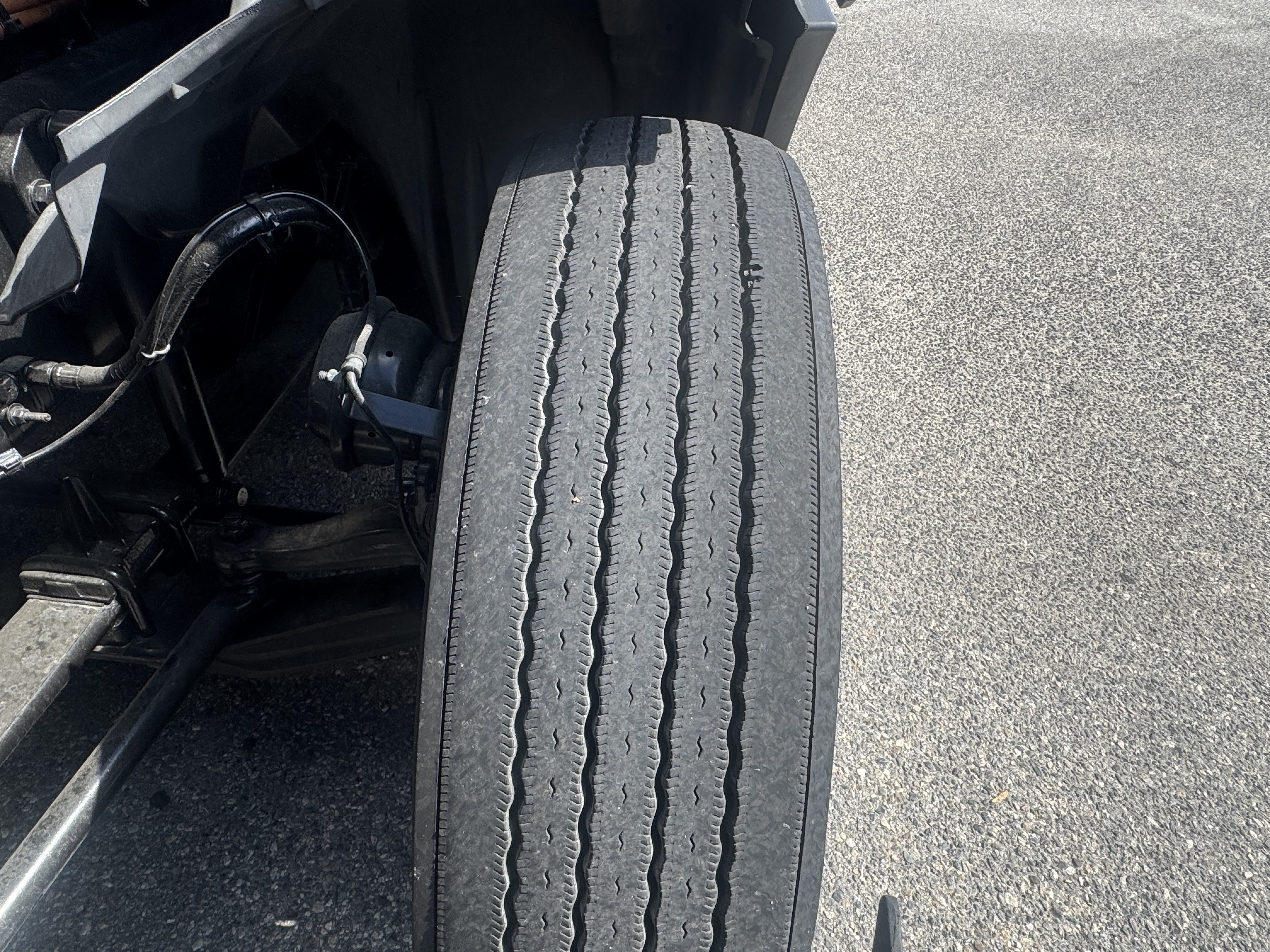 2021 FREIGHTLINER CASCADIA 126SLP - image 13