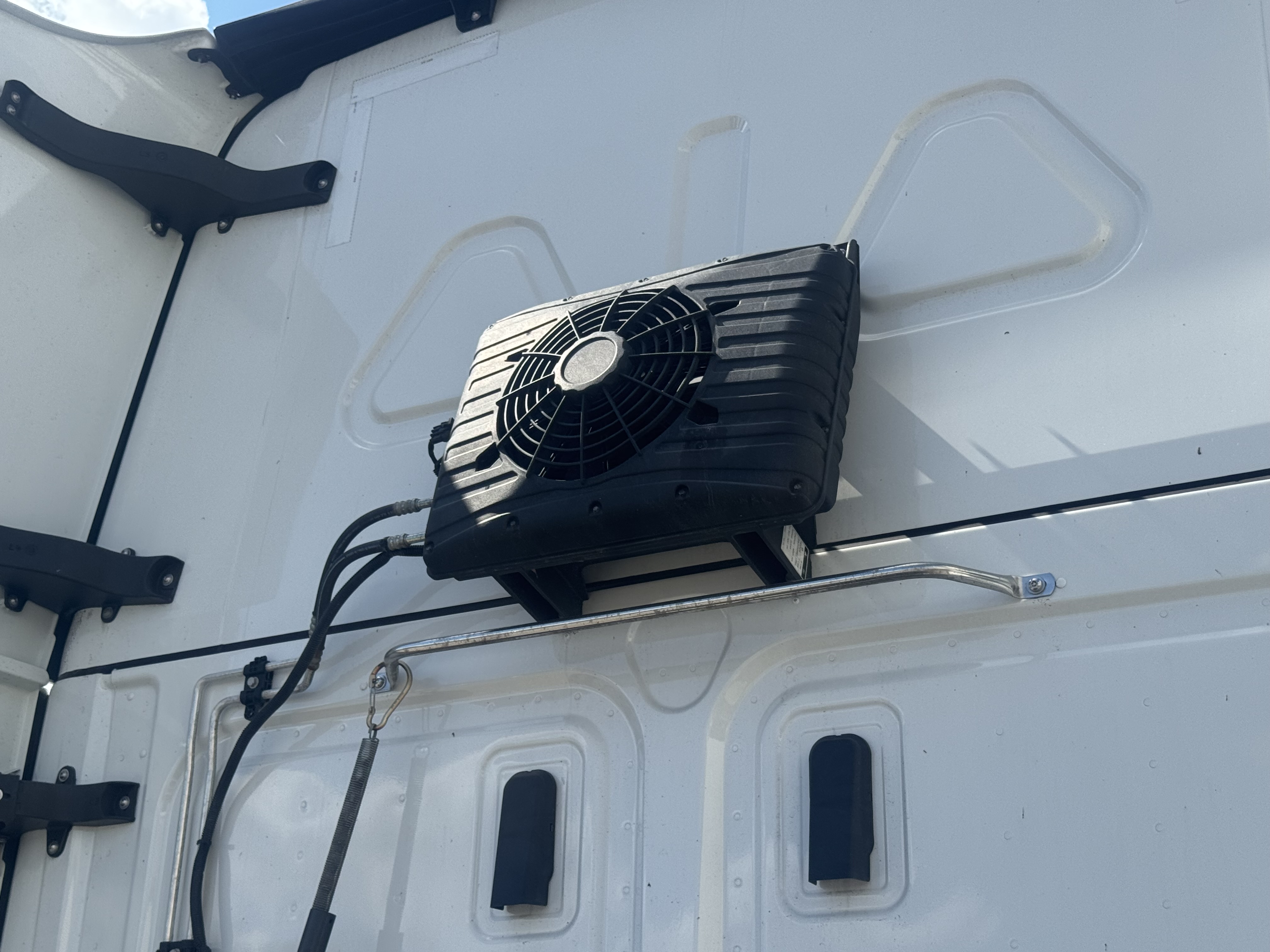 2021 FREIGHTLINER CASCADIA 126SLP - image 7