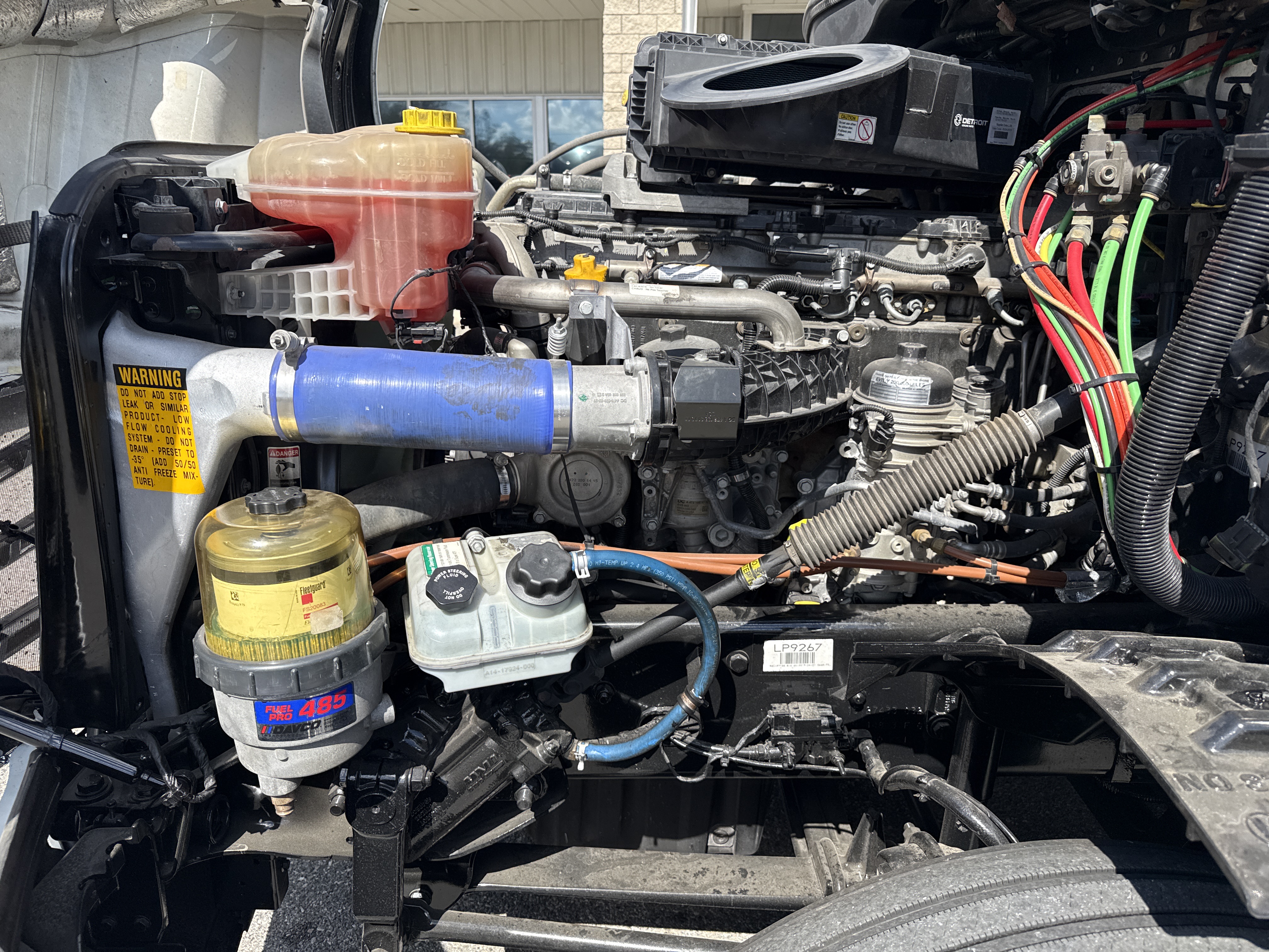 2020 FREIGHTLINER CASCADIA 126SLP - image 10