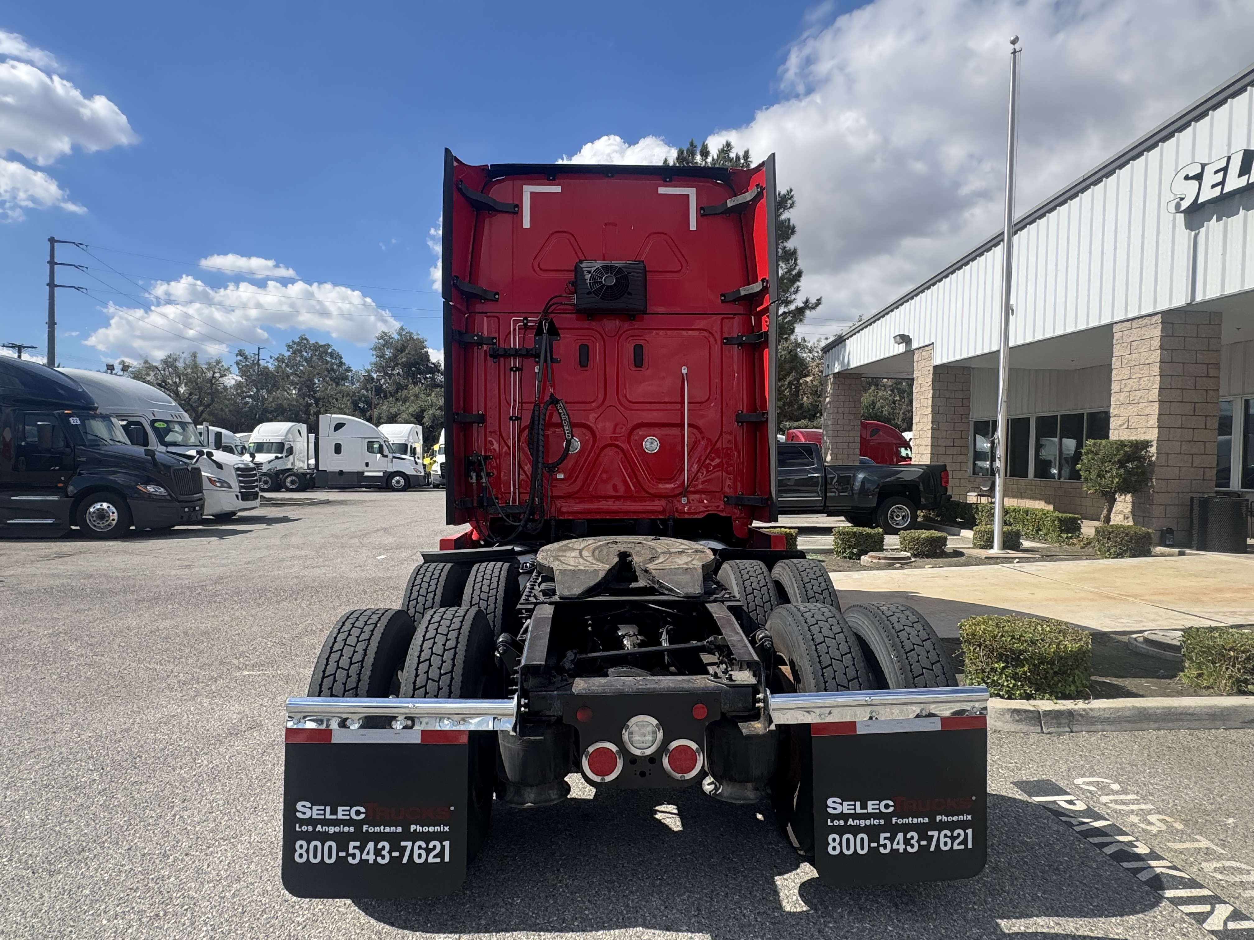 2021 FREIGHTLINER CASCADIA 126SLP - image 5