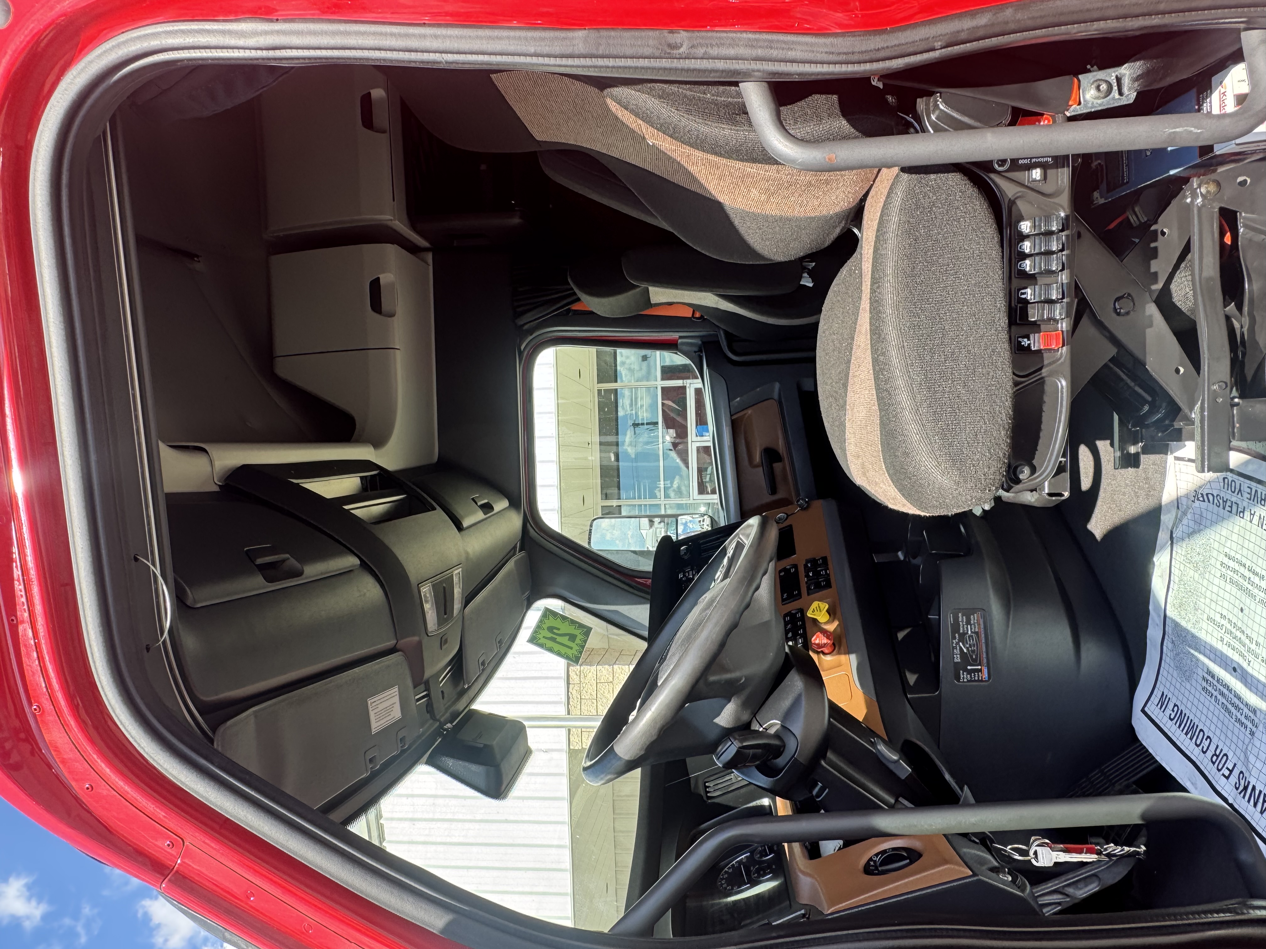 2021 FREIGHTLINER CASCADIA 126SLP - image 15