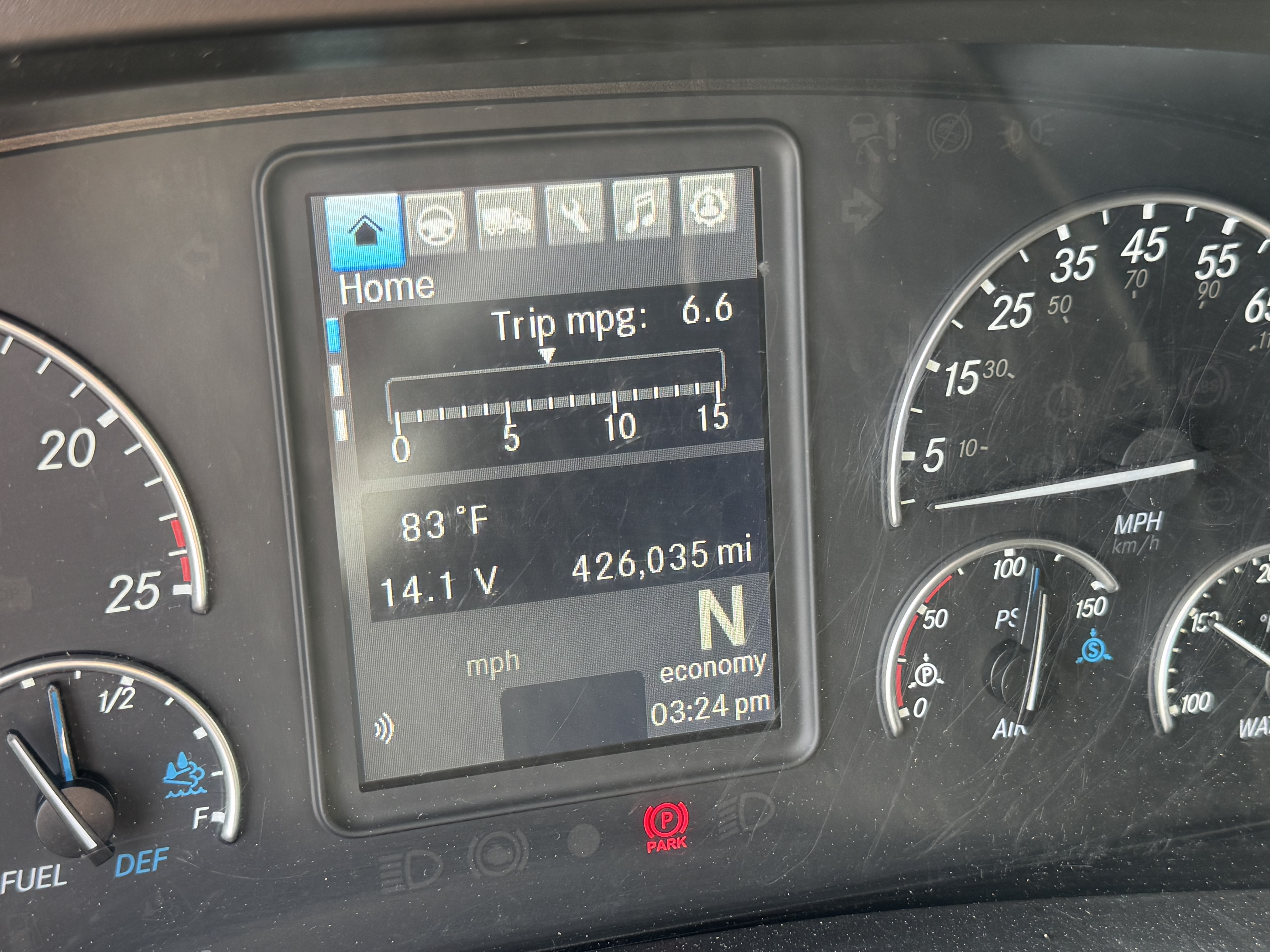 2023 FREIGHTLINER CASCADIA 126SLP - image 15