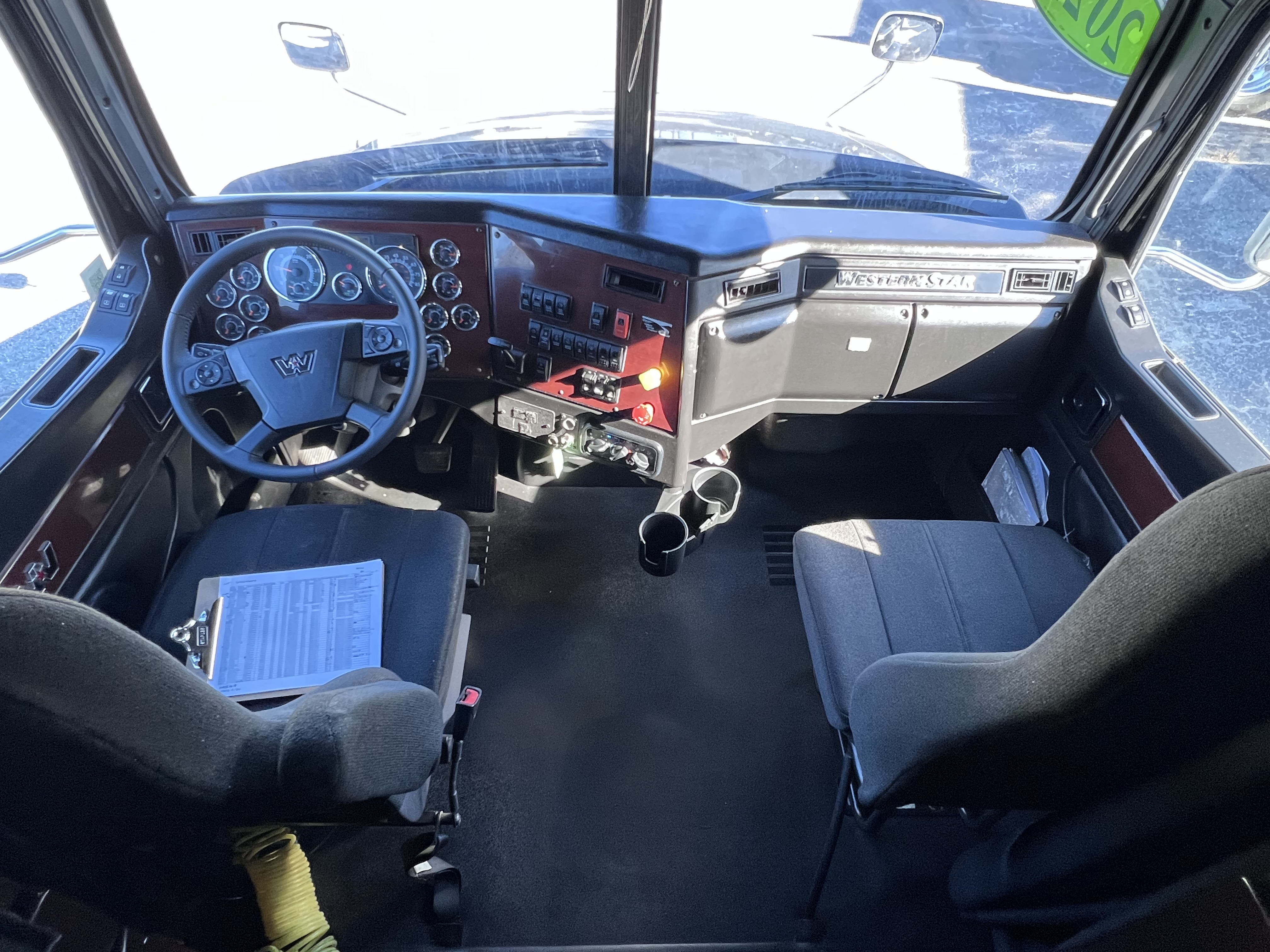 2021 WESTERN STAR 5700ex - image 23