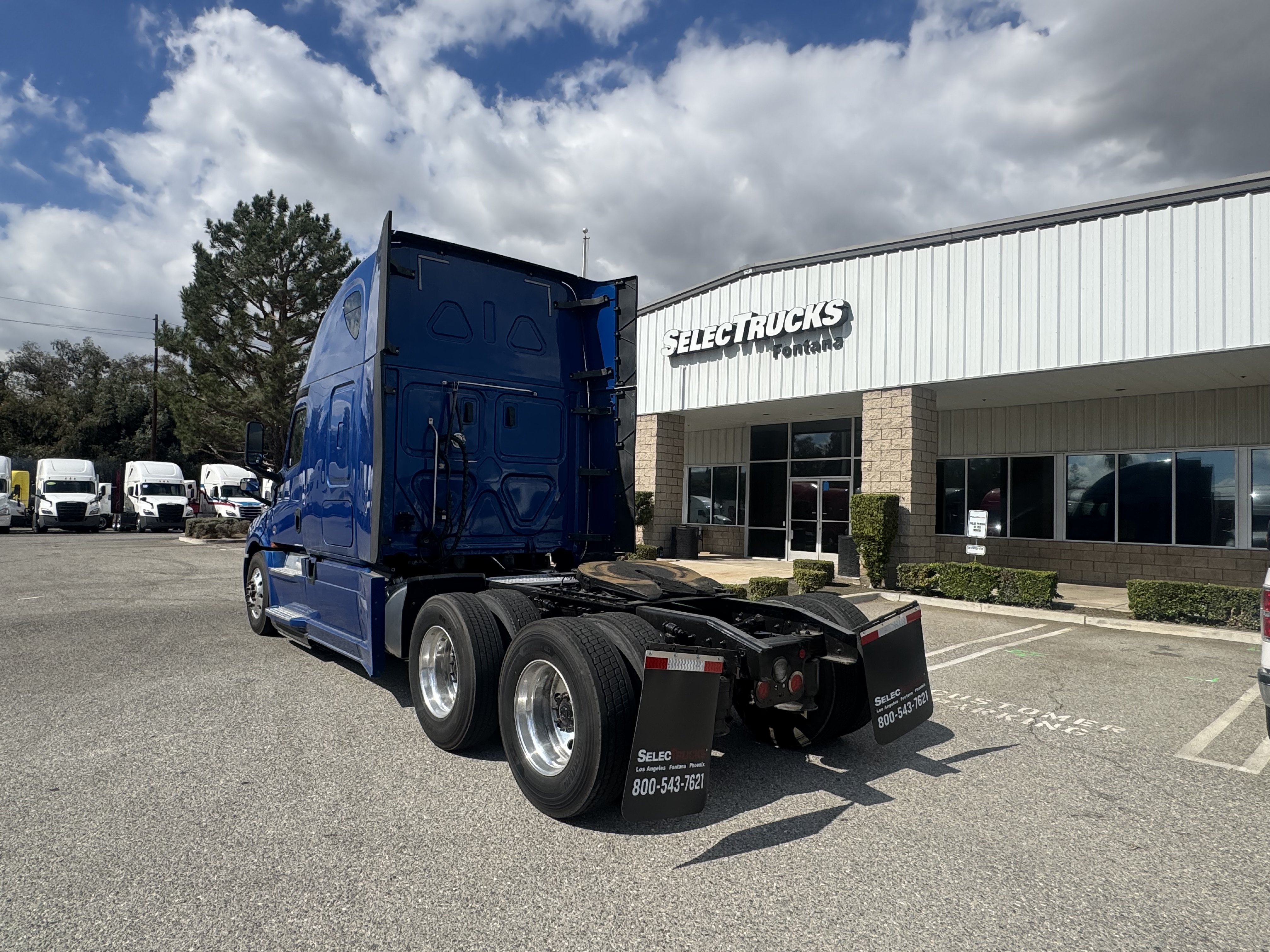 2020 FREIGHTLINER CASCADIA 126SLP - image 4
