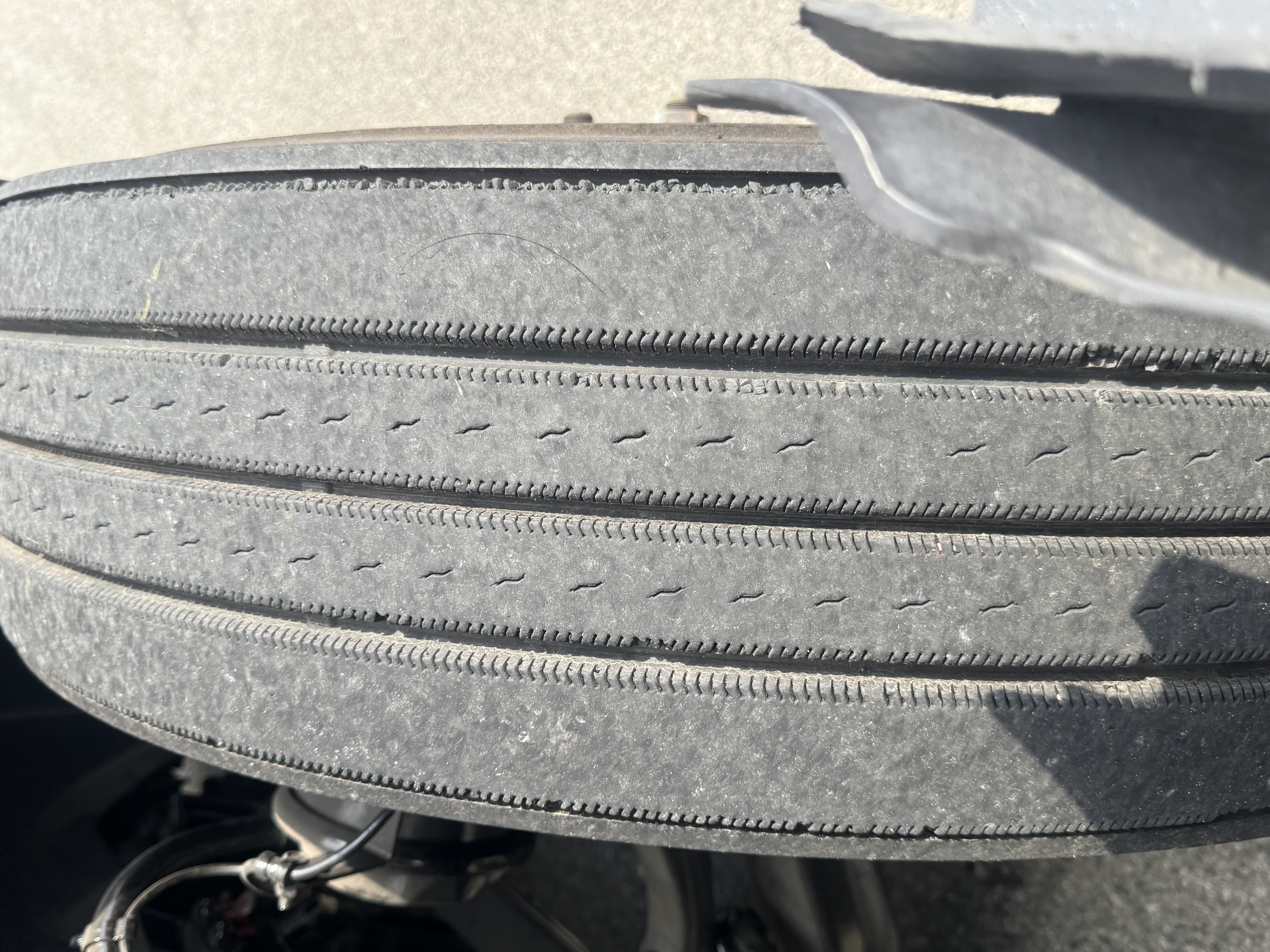 2020 FREIGHTLINER CASCADIA 126SLP - image 13