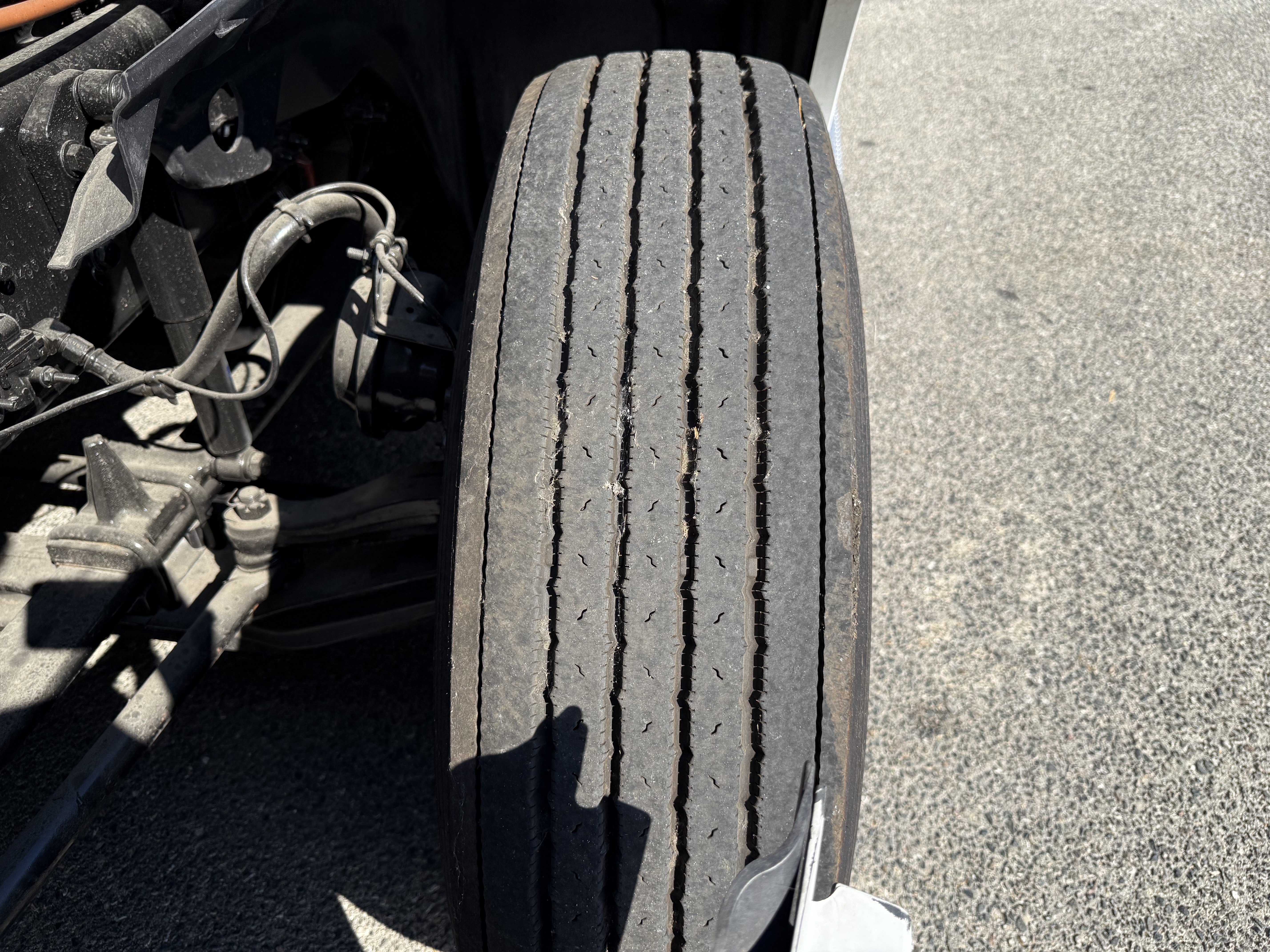 2023 FREIGHTLINER CASCADIA 126SLP - image 14