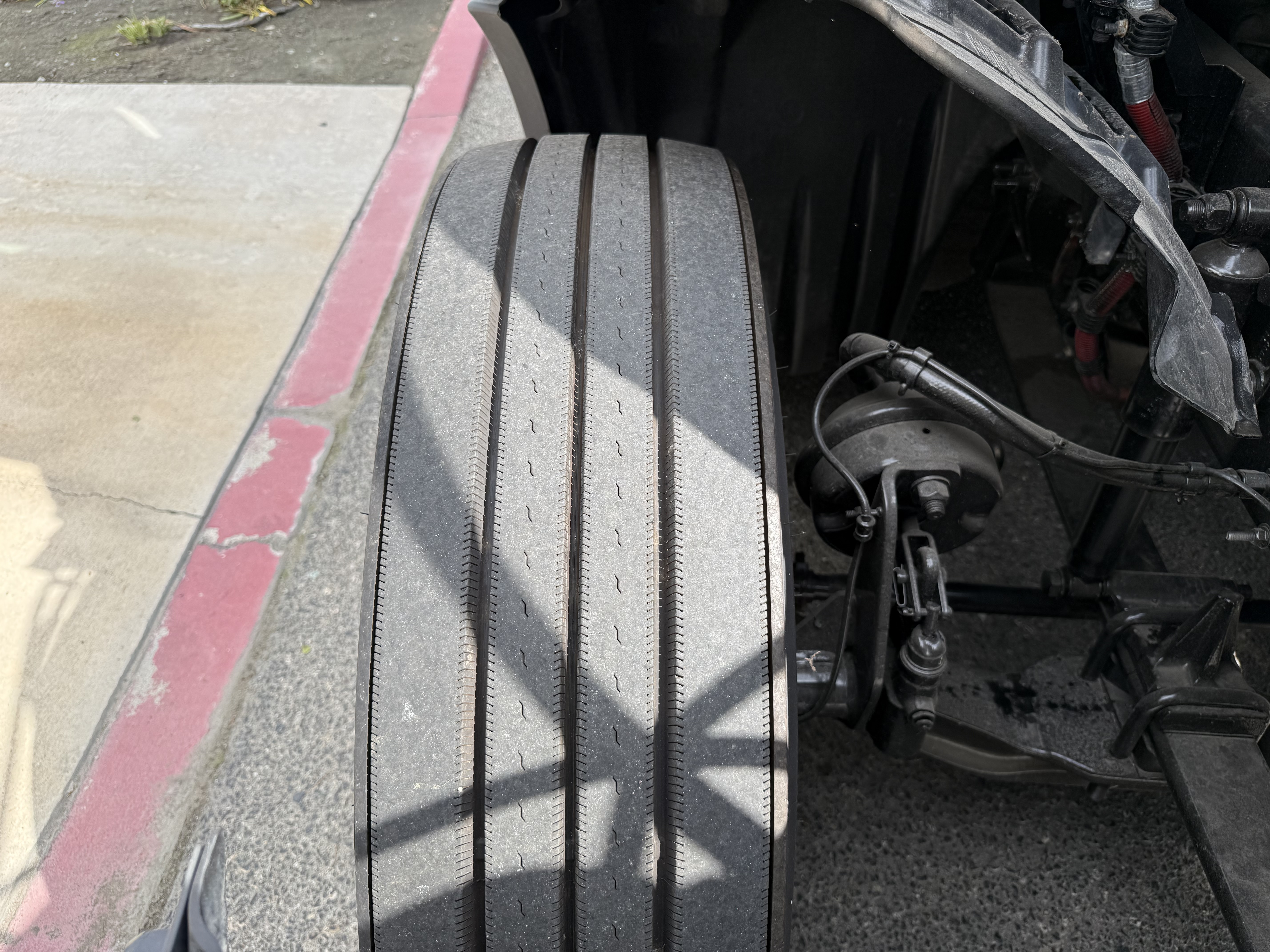 2022 FREIGHTLINER CASCADIA 126SLP - image 13