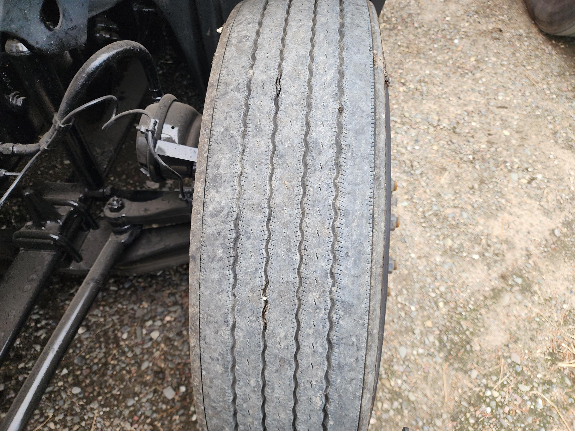 2020 FREIGHTLINER CASCADIA 126SLP - image 11