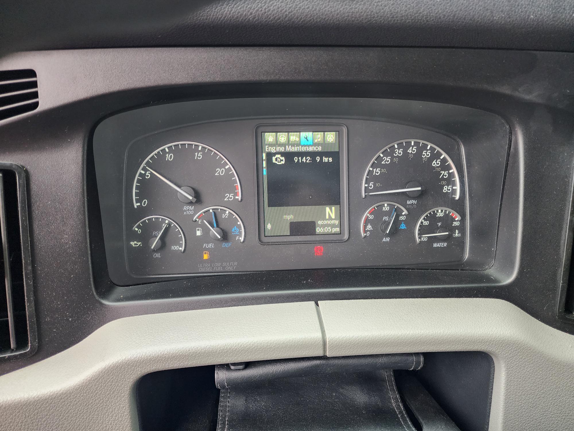 2021 FREIGHTLINER CASCADIA 126SLP - image 14