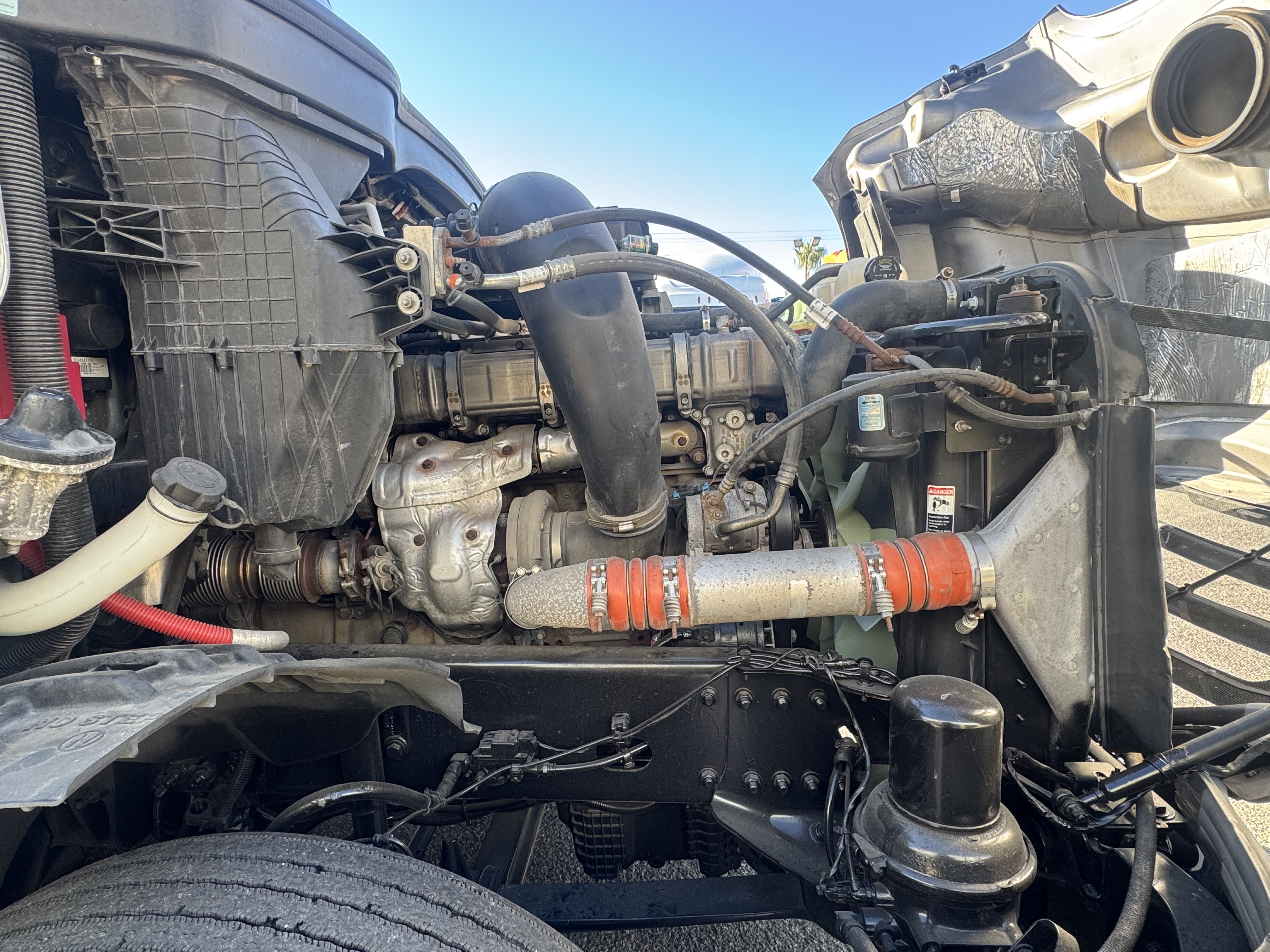 2021 FREIGHTLINER CASCADIA 126SLP - image 11