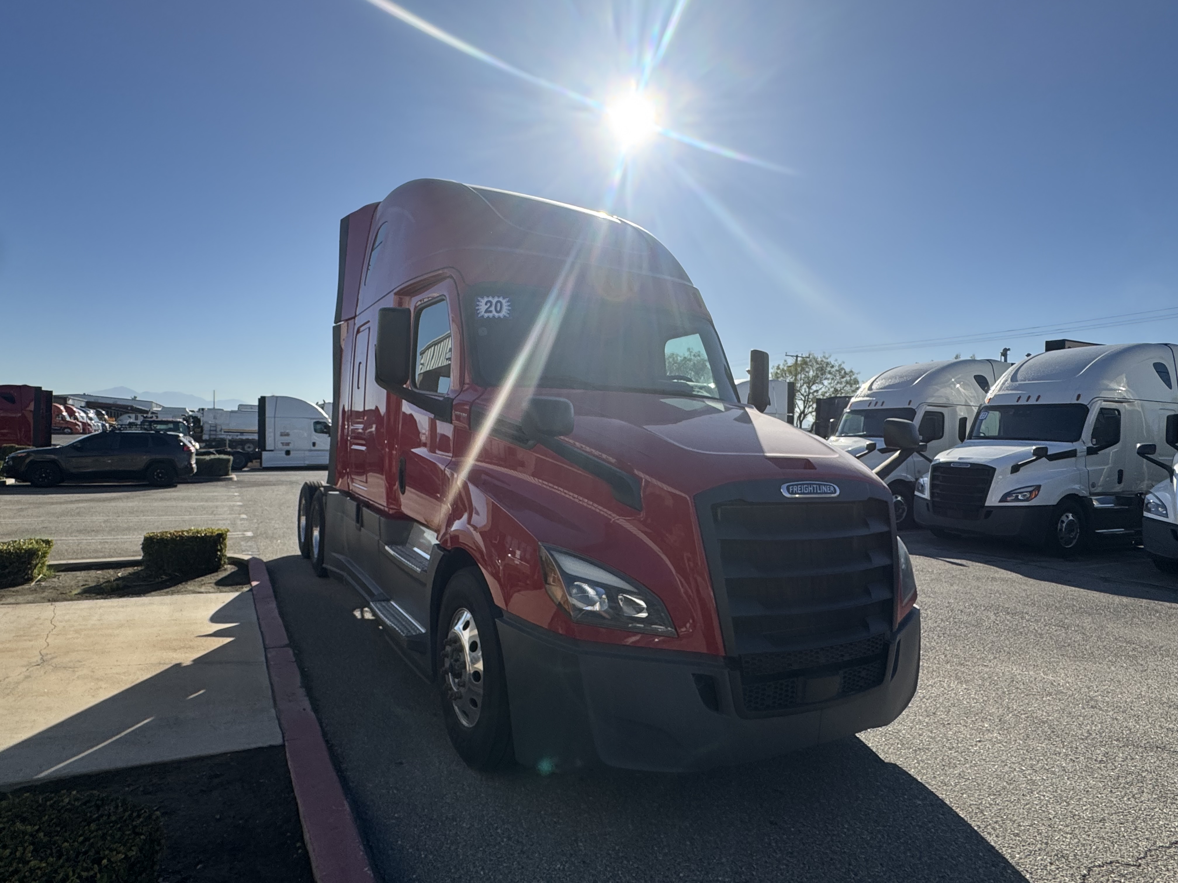 2020 FREIGHTLINER CASCADIA 126SLP - image 8