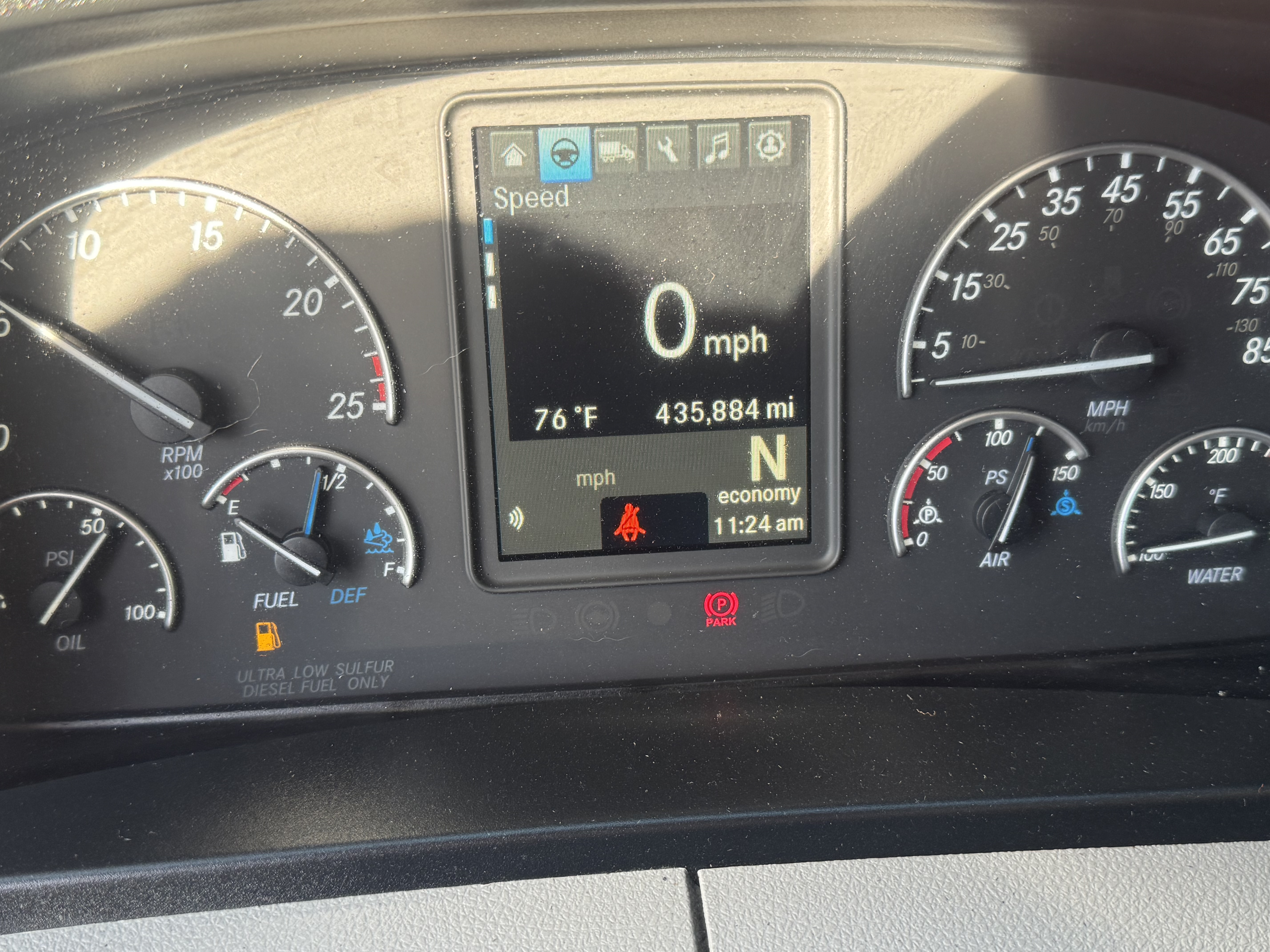 2021 FREIGHTLINER CASCADIA 126SLP - image 15