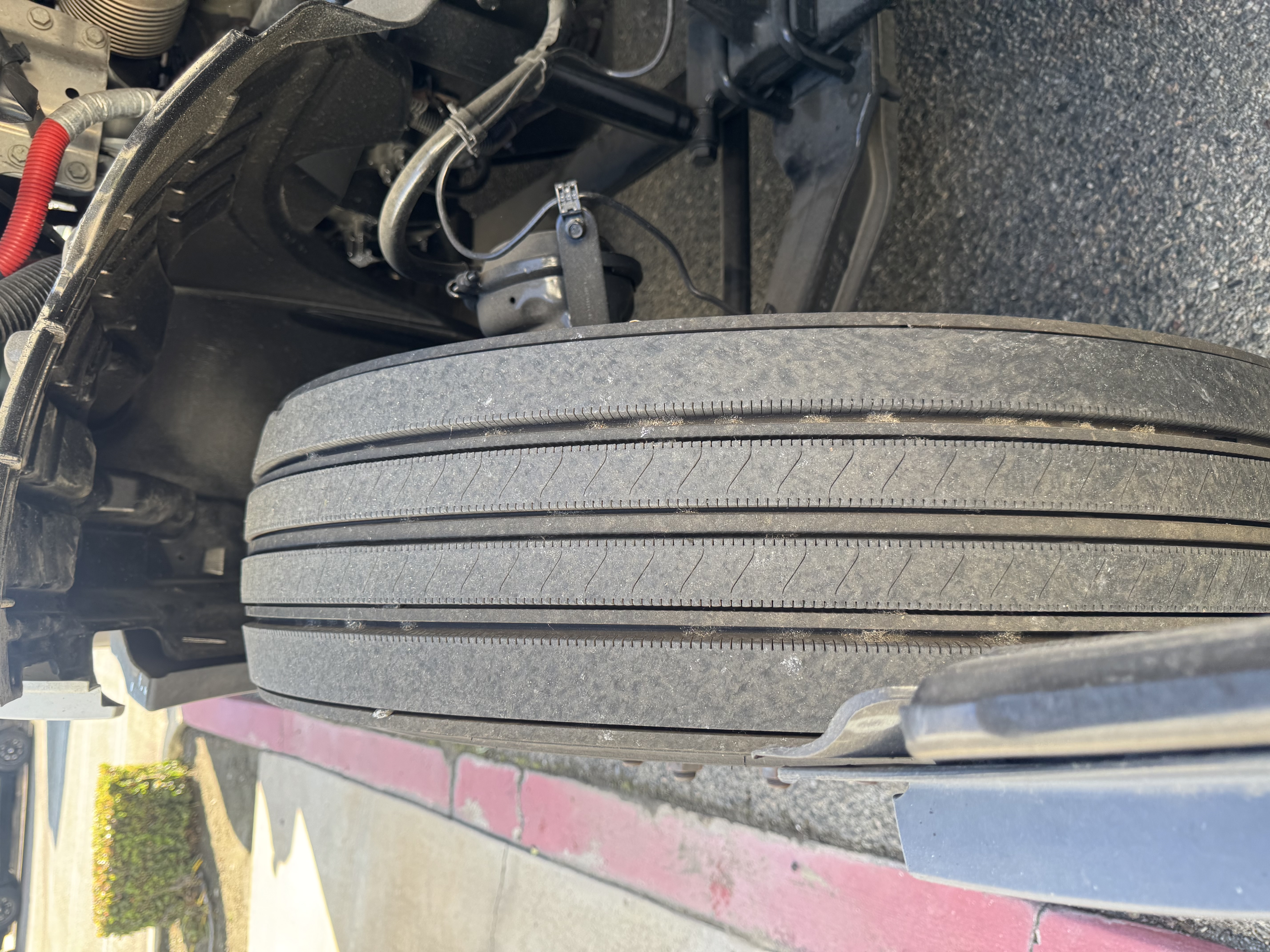 2023 FREIGHTLINER CASCADIA 126SLP - image 12