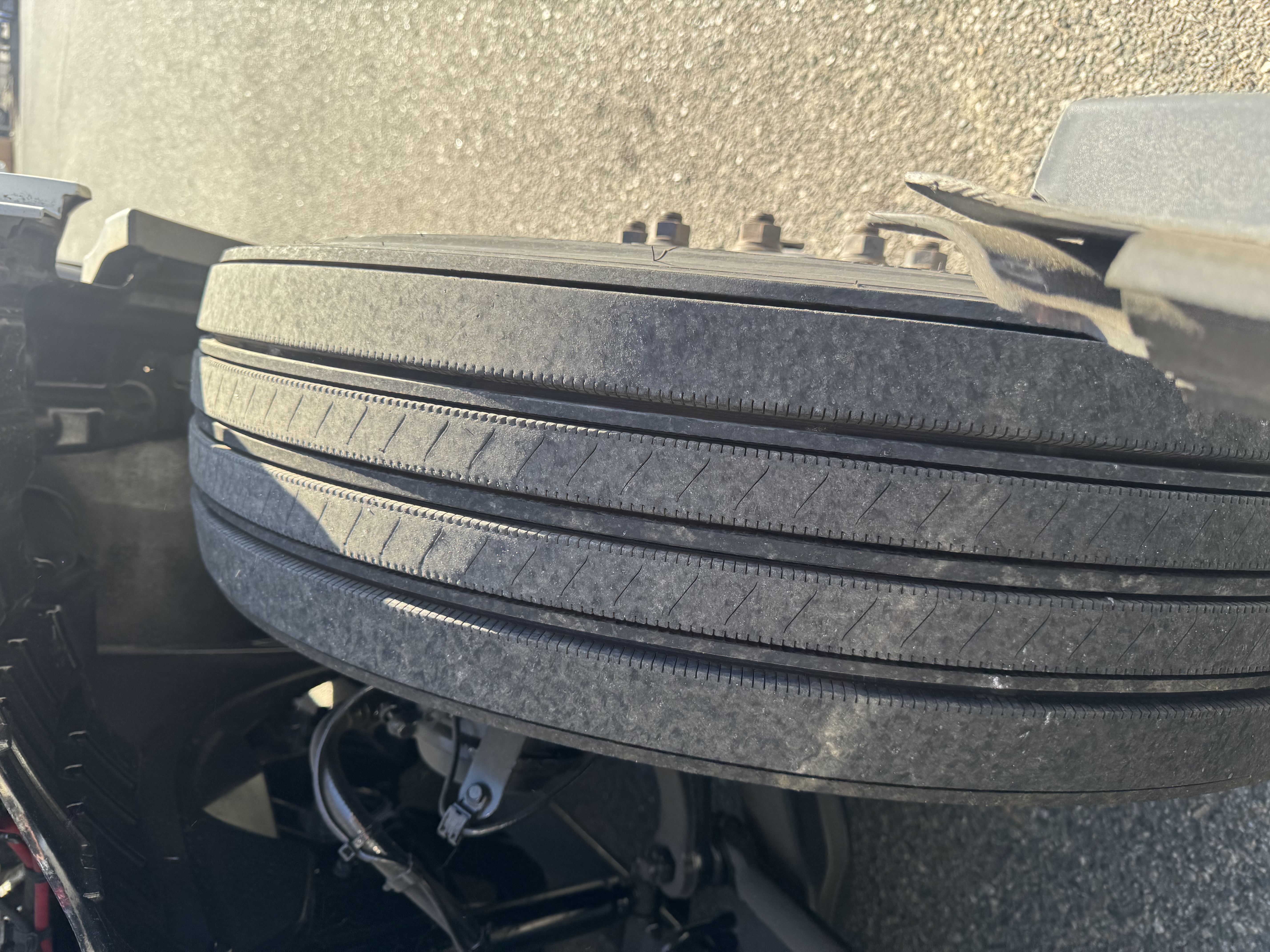 2023 FREIGHTLINER CASCADIA 126SLP - image 13