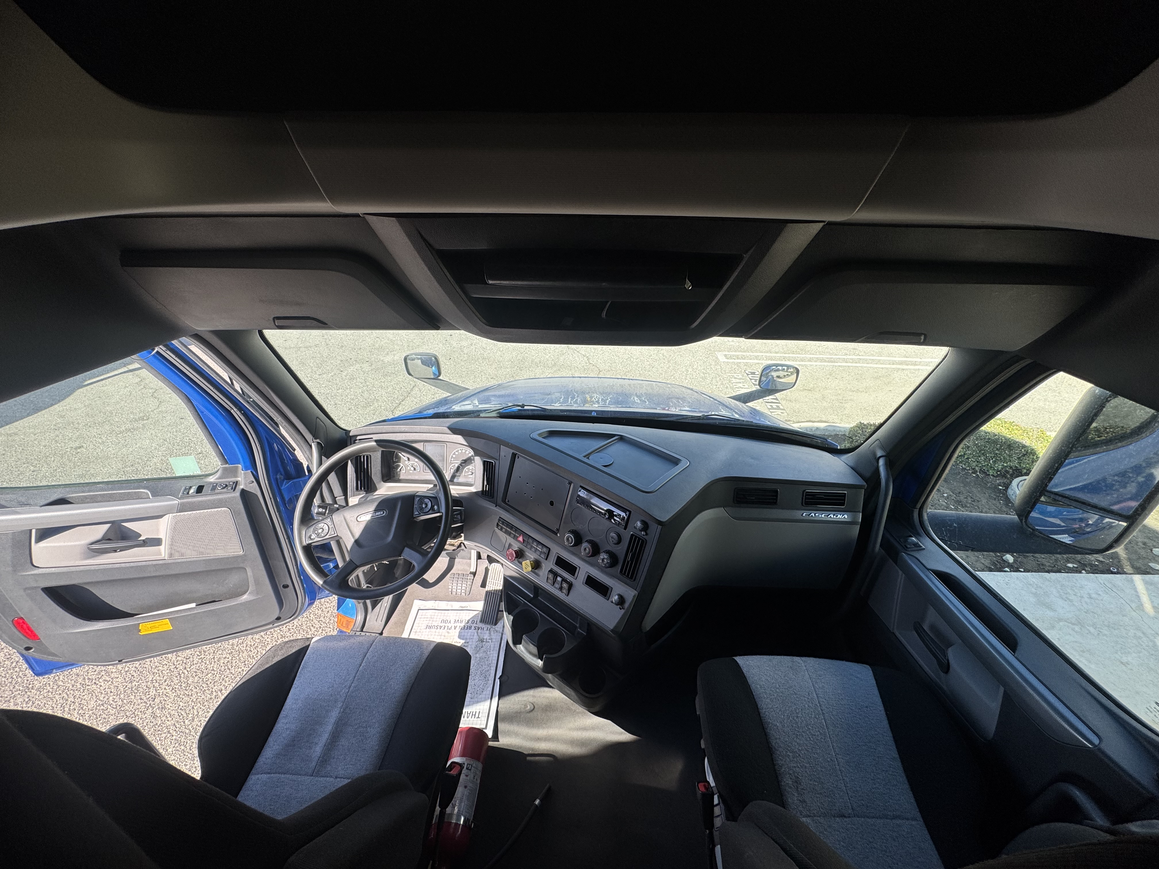 2020 FREIGHTLINER CASCADIA 126SLP - image 17