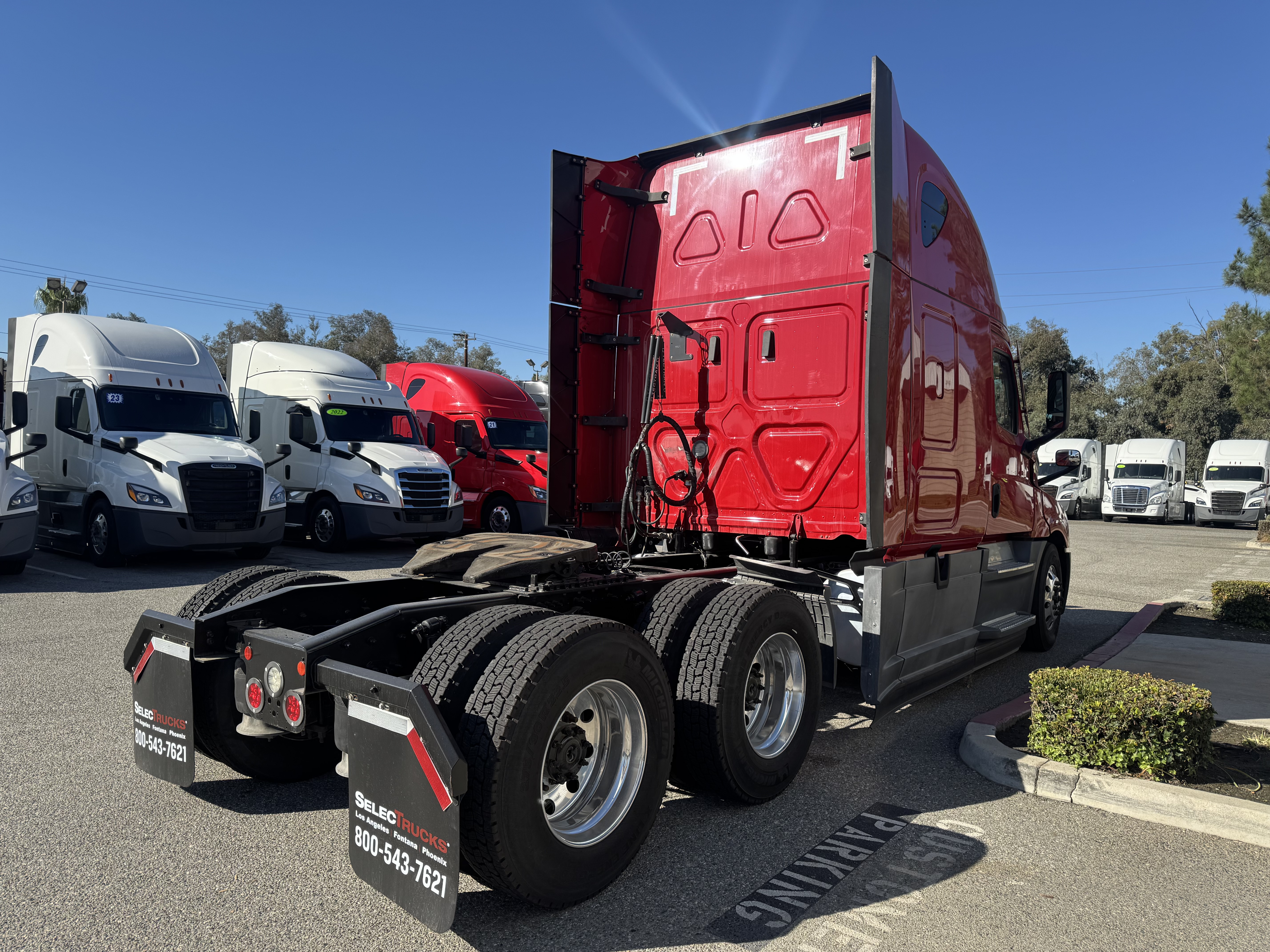 2021 FREIGHTLINER CASCADIA 126SLP - image 6