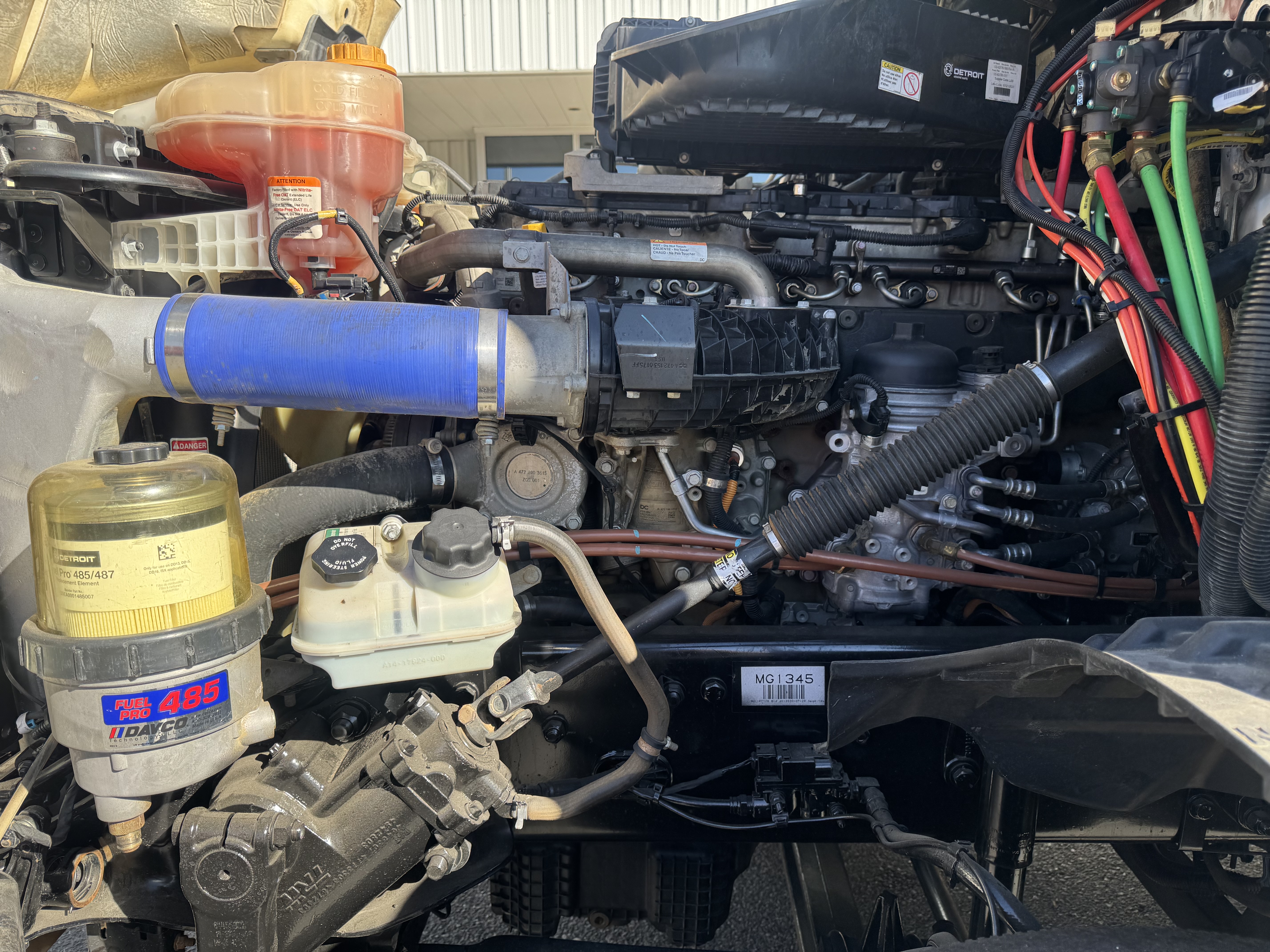 2021 FREIGHTLINER CASCADIA 126DC - image 10