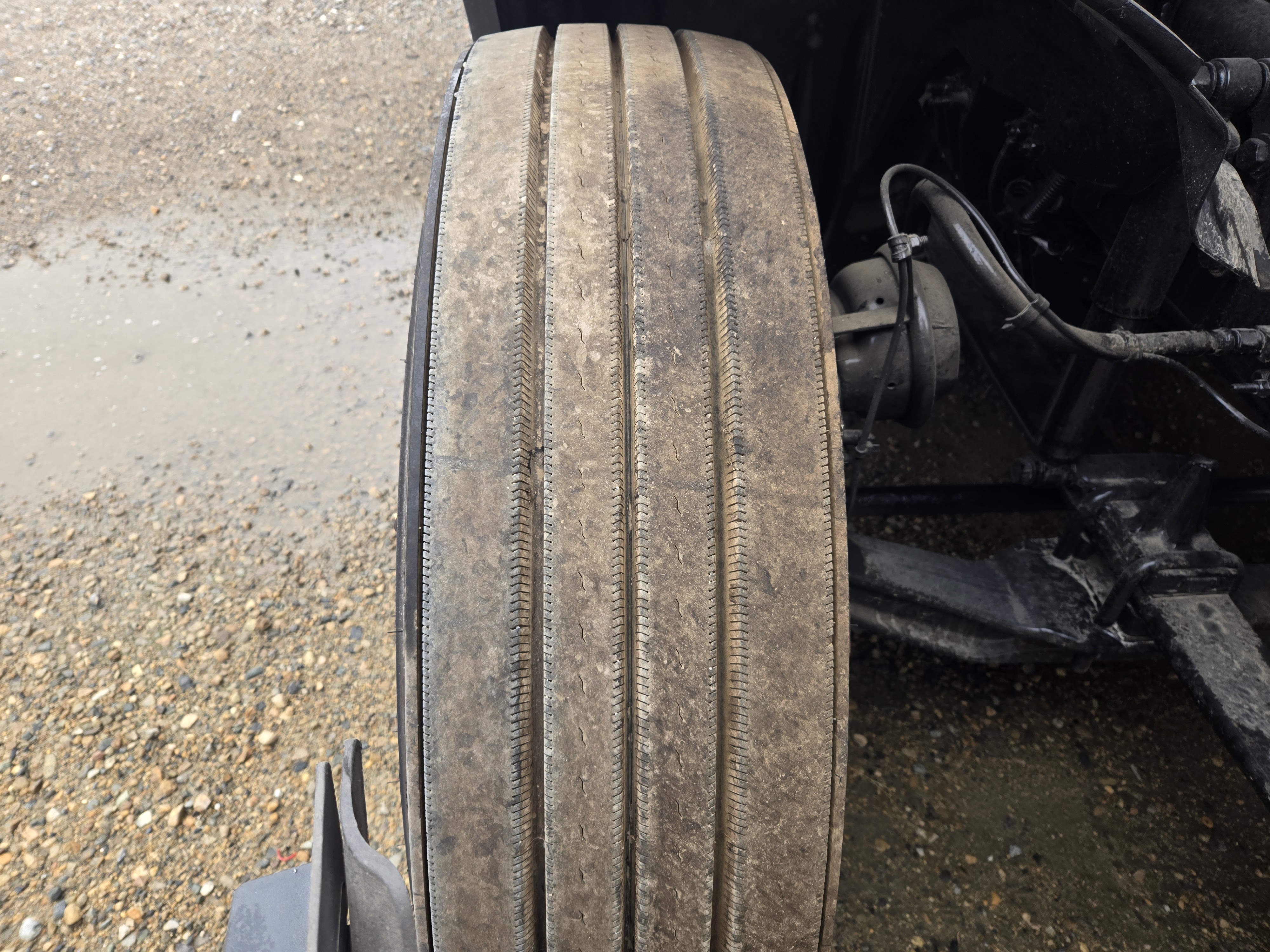 2020 FREIGHTLINER CASCADIA 126SLP - image 13