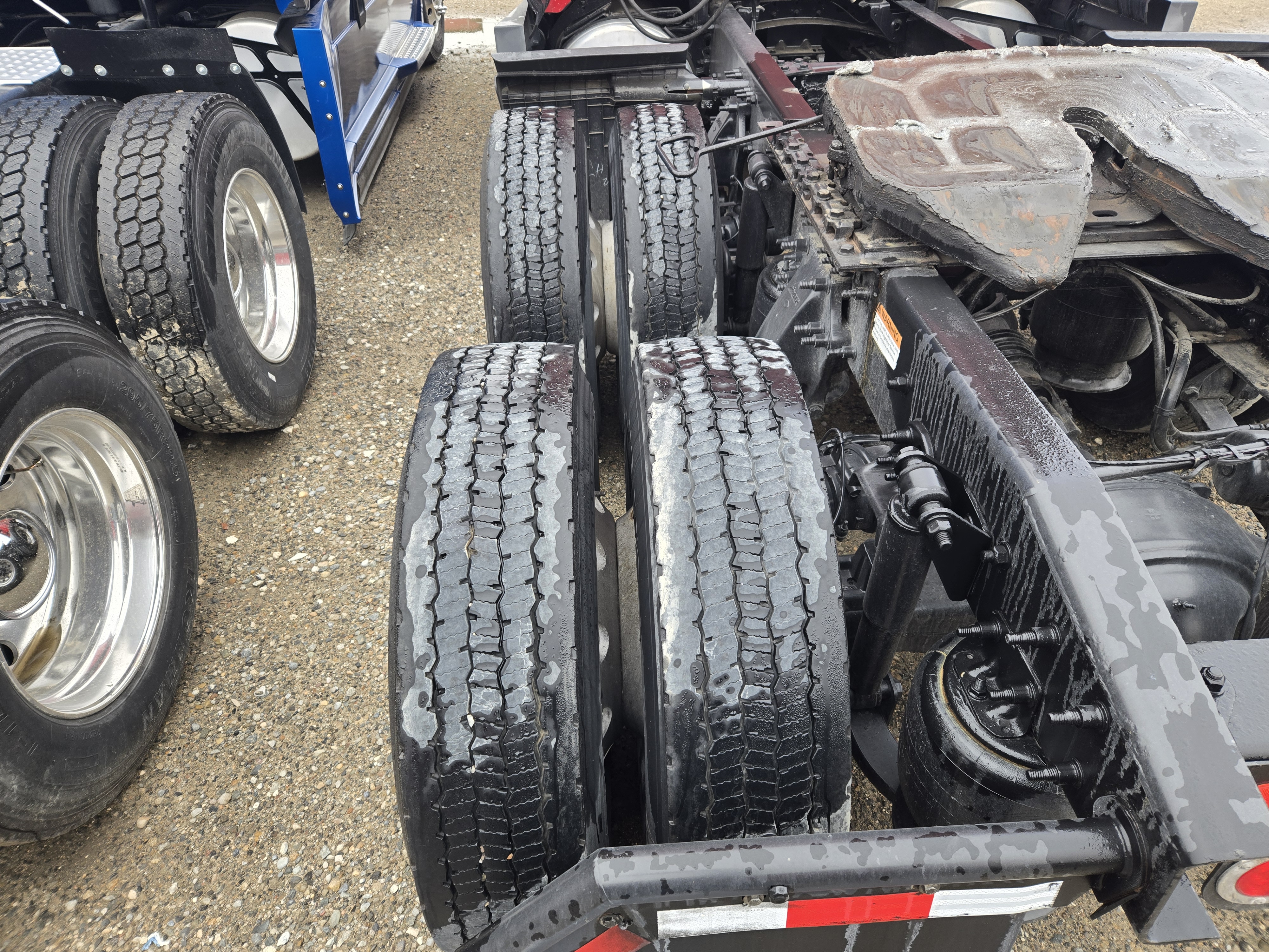 2020 FREIGHTLINER CASCADIA 126SLP - image 14