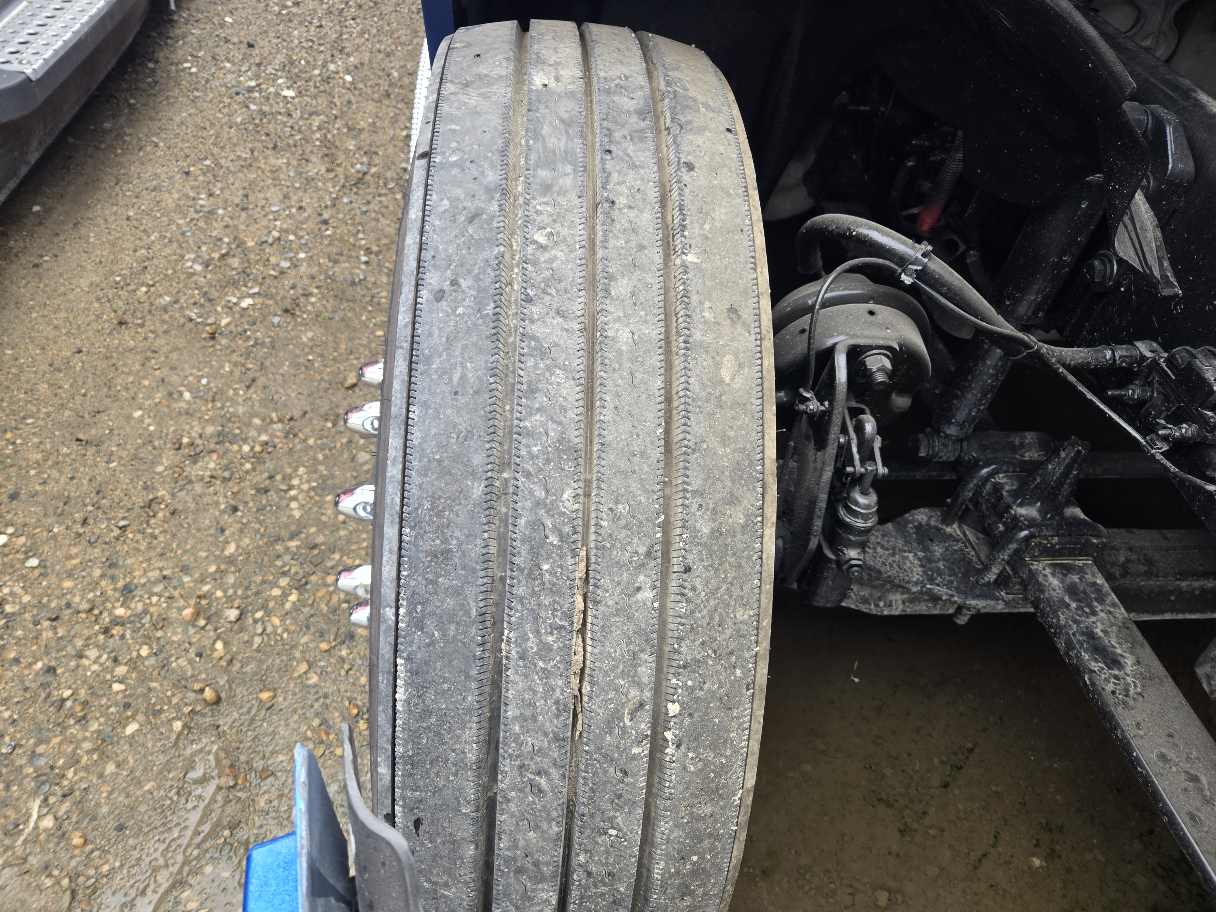 2020 FREIGHTLINER CASCADIA 126SLP - image 12