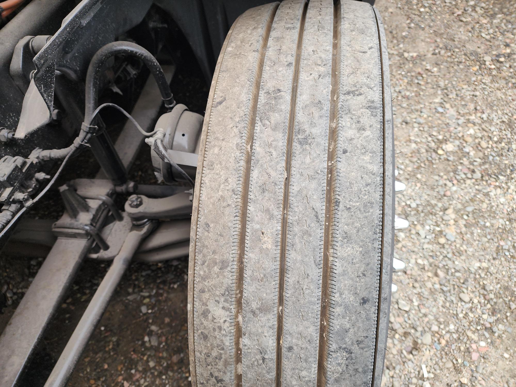 2021 FREIGHTLINER CASCADIA 126SLP - image 12