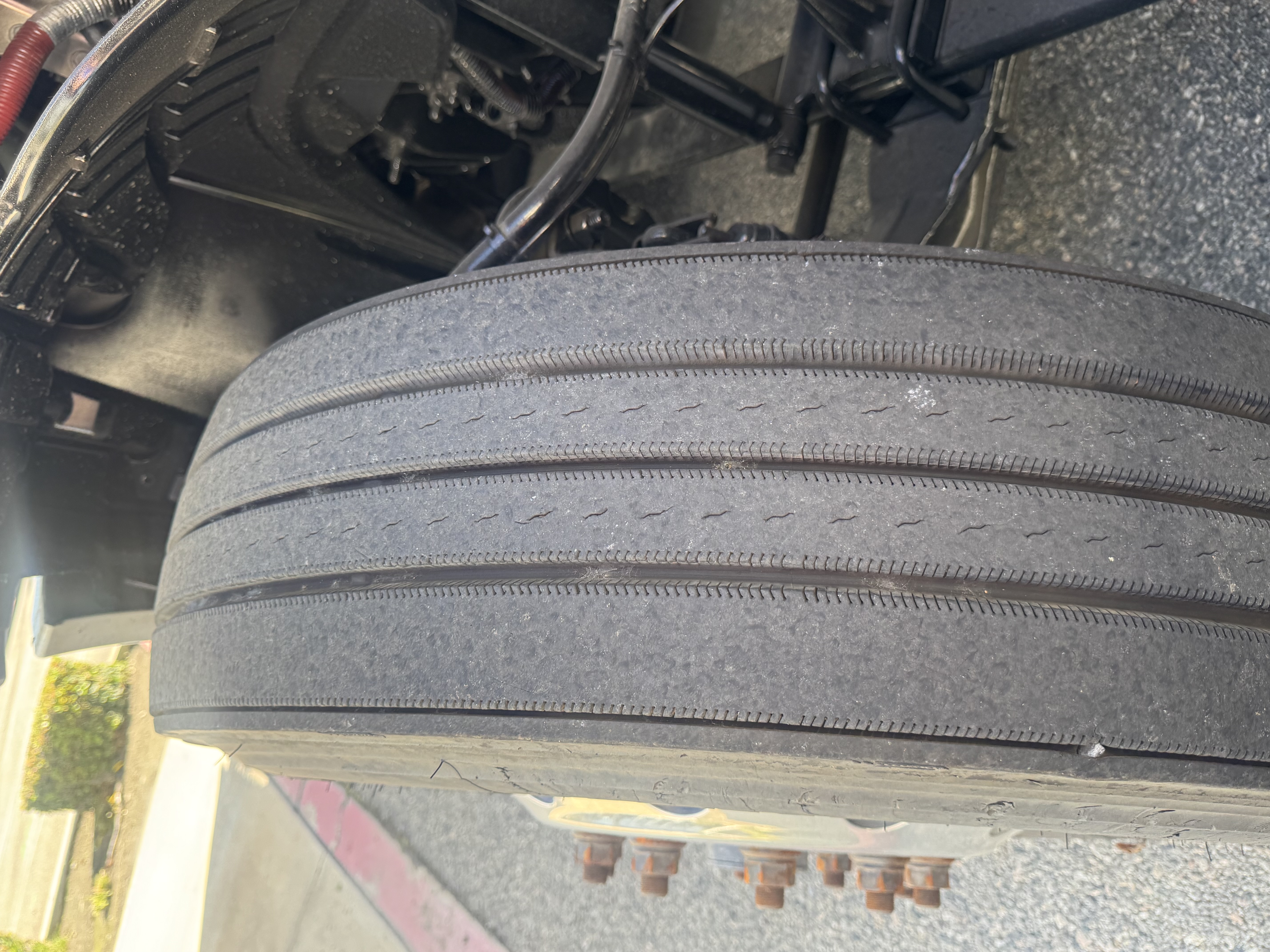 2020 FREIGHTLINER CASCADIA 126SLP - image 12