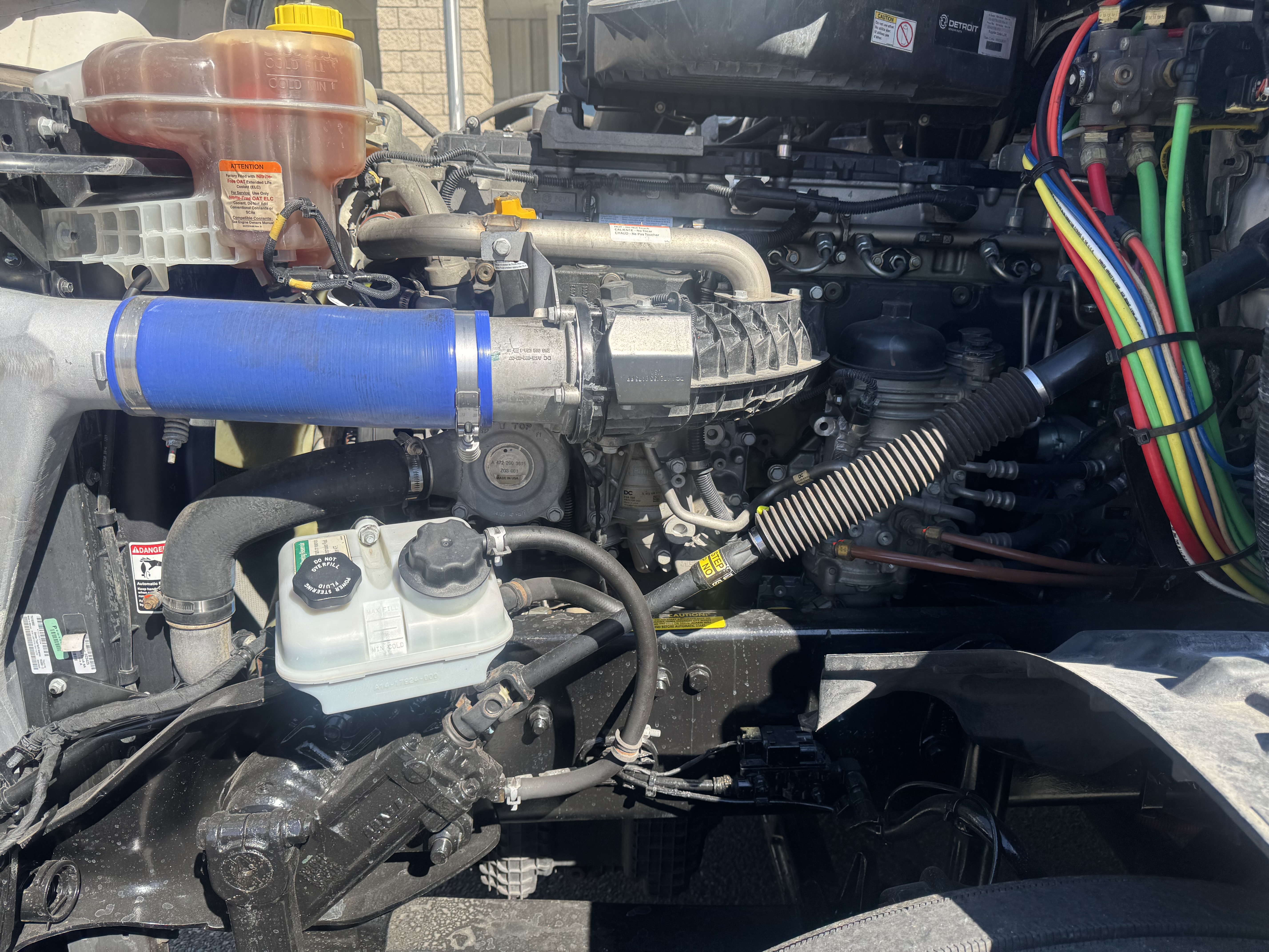 2021 FREIGHTLINER CASCADIA 126SLP - image 10