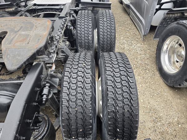 FREIGHTLINER CASCADIA 126SLP 2023