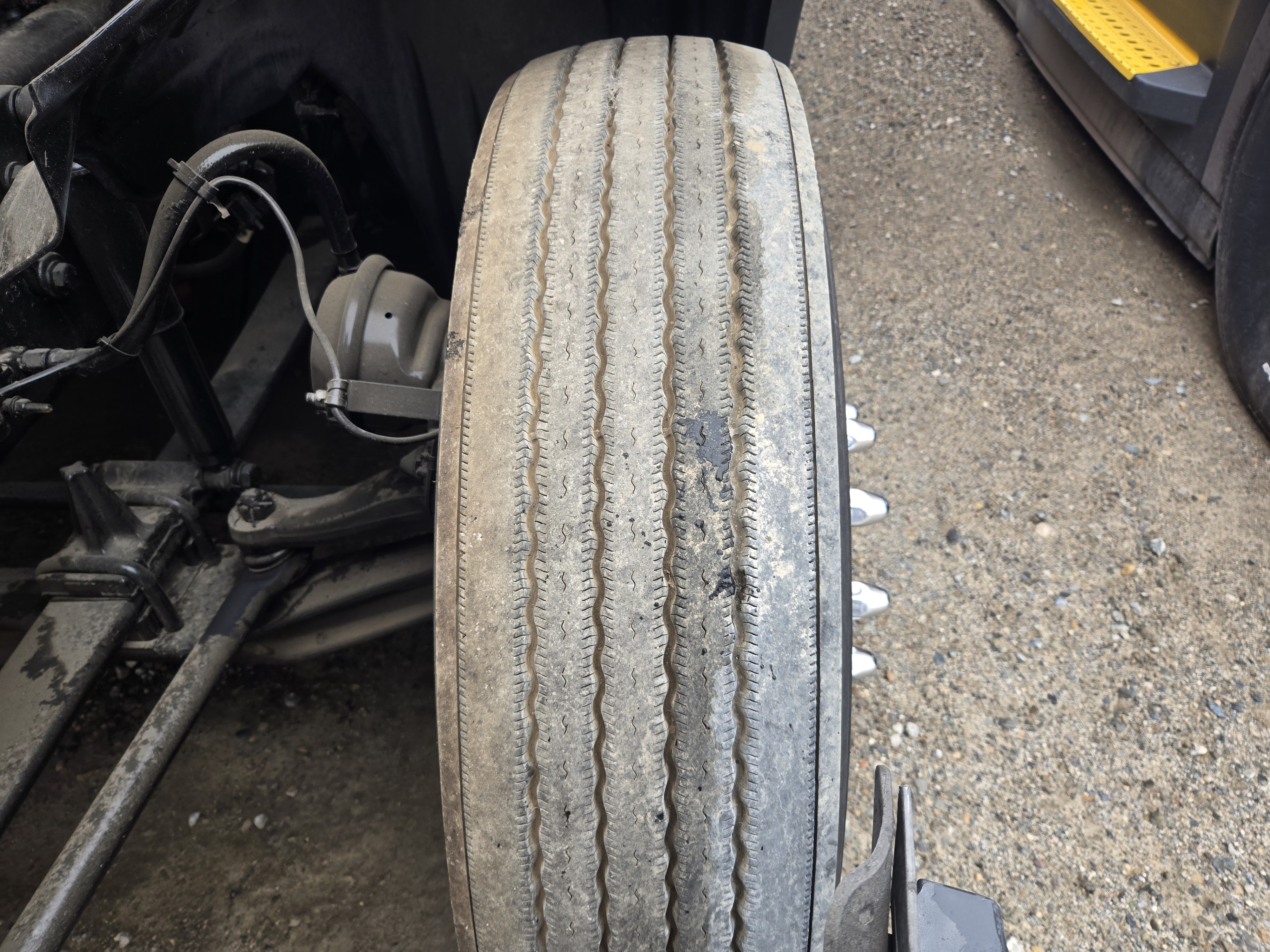 2021 FREIGHTLINER CASCADIA 126SLP - image 11