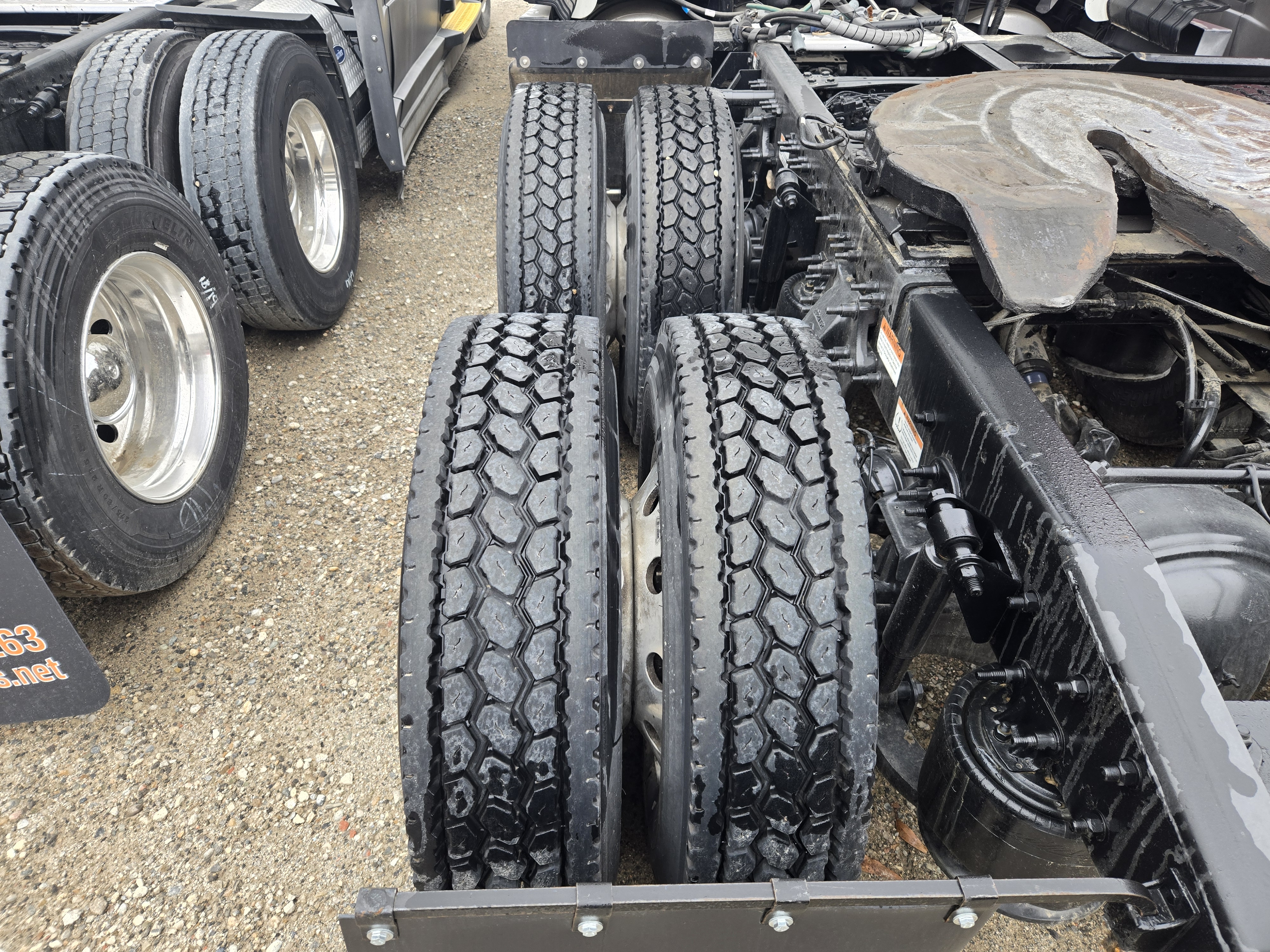 2021 FREIGHTLINER CASCADIA 126SLP - image 16