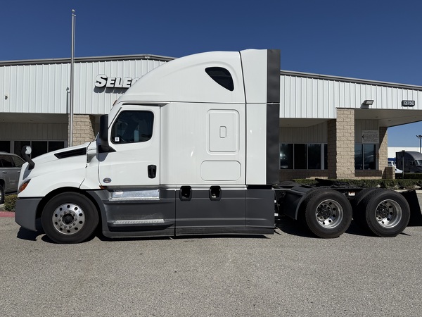 FREIGHTLINER CASCADIA 126SLP 2023