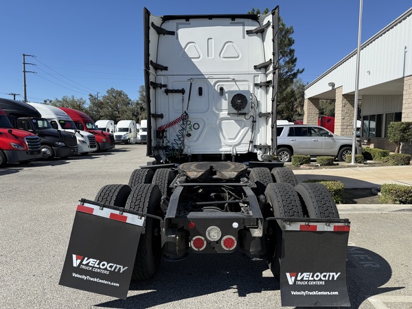 FREIGHTLINER CASCADIA 126SLP 2023