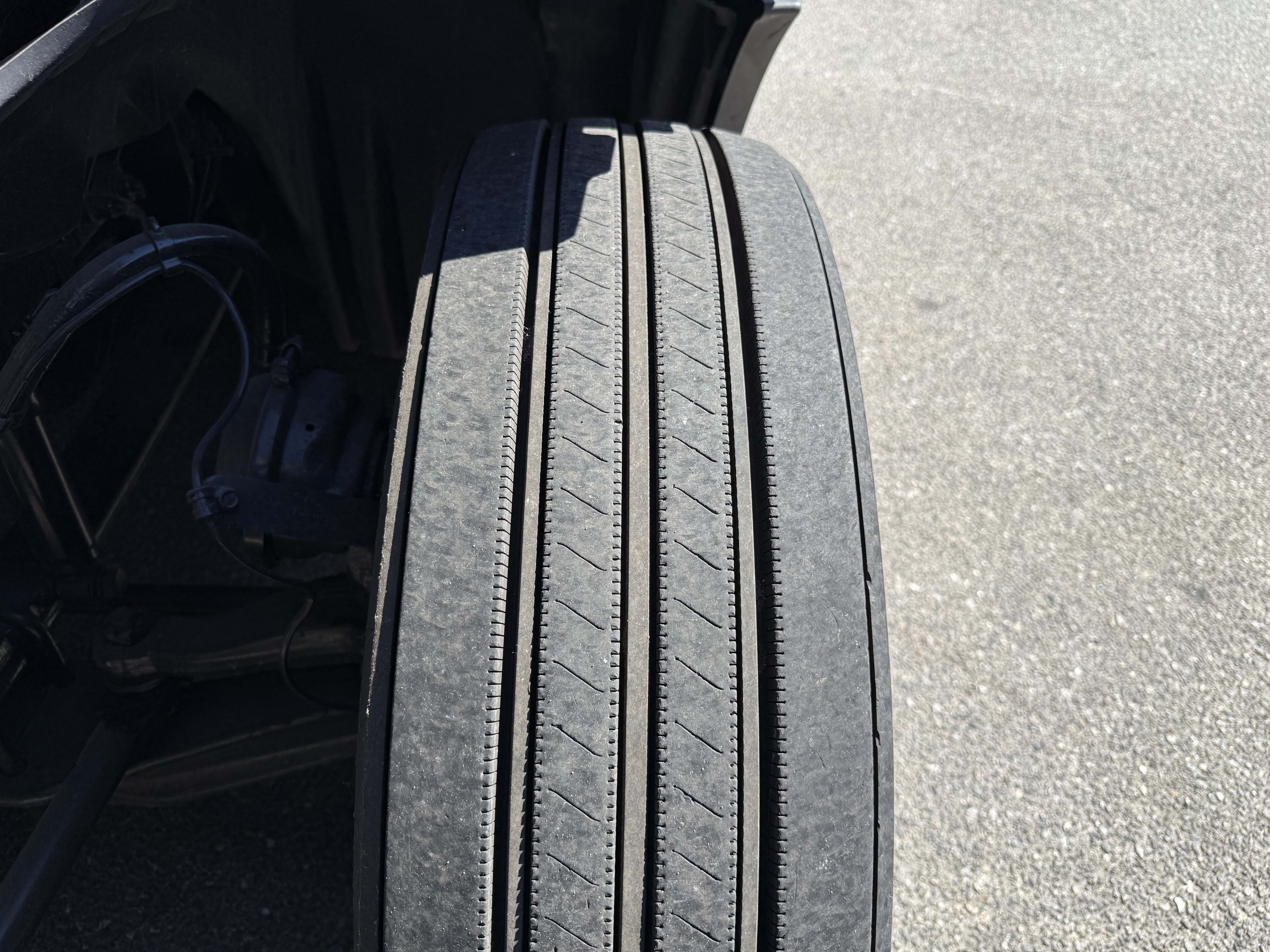 2023 FREIGHTLINER CASCADIA 126SLP - image 14