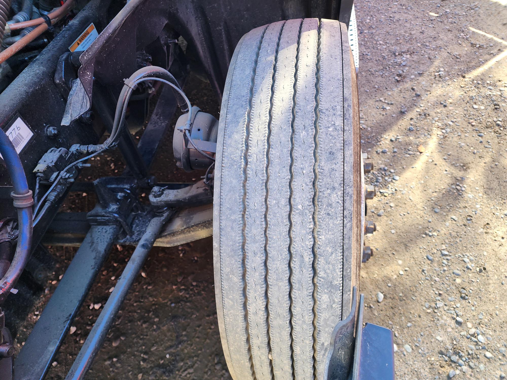 2020 FREIGHTLINER CASCADIA 126SLP - image 10