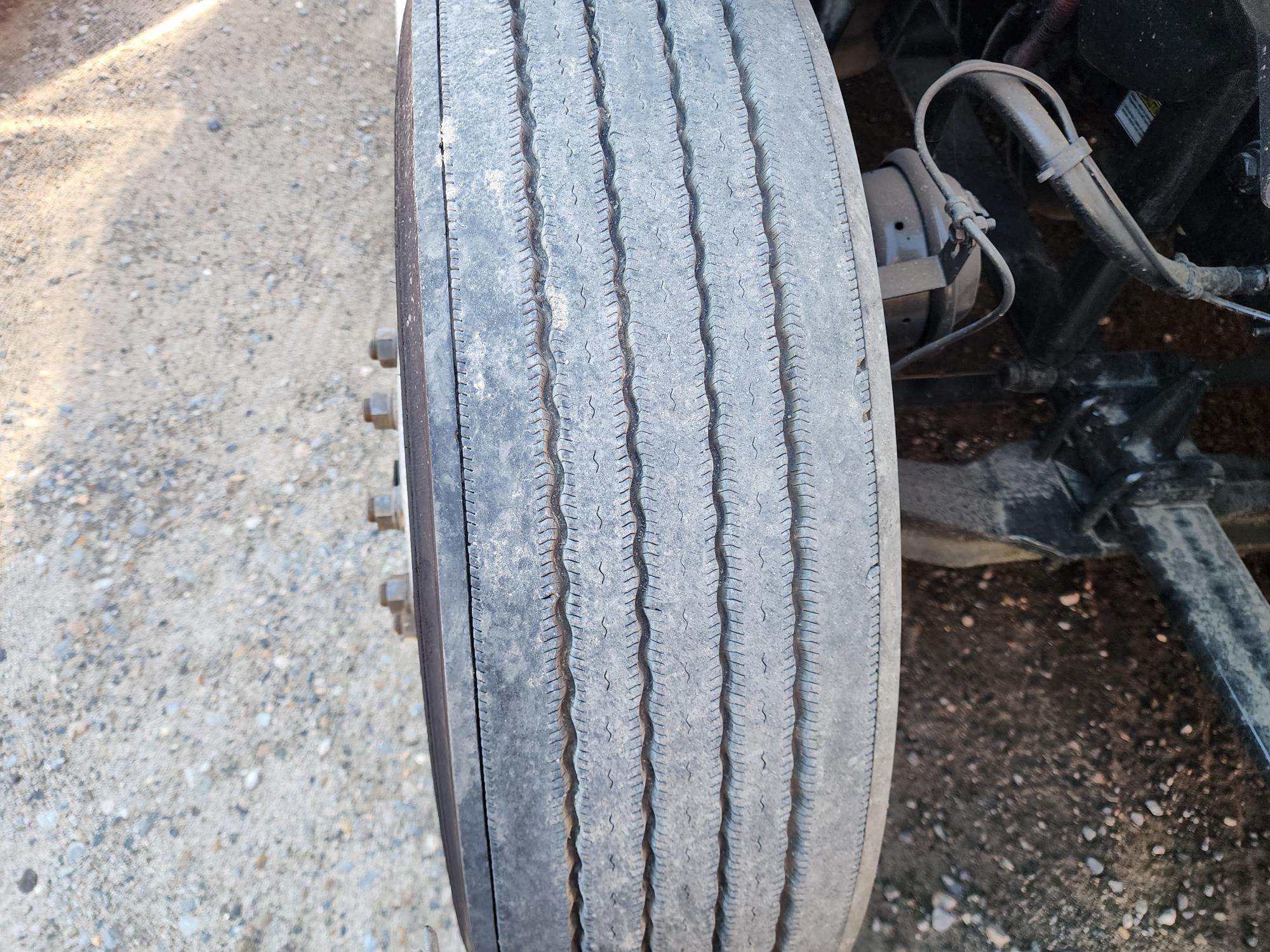 2020 FREIGHTLINER CASCADIA 126SLP - image 11