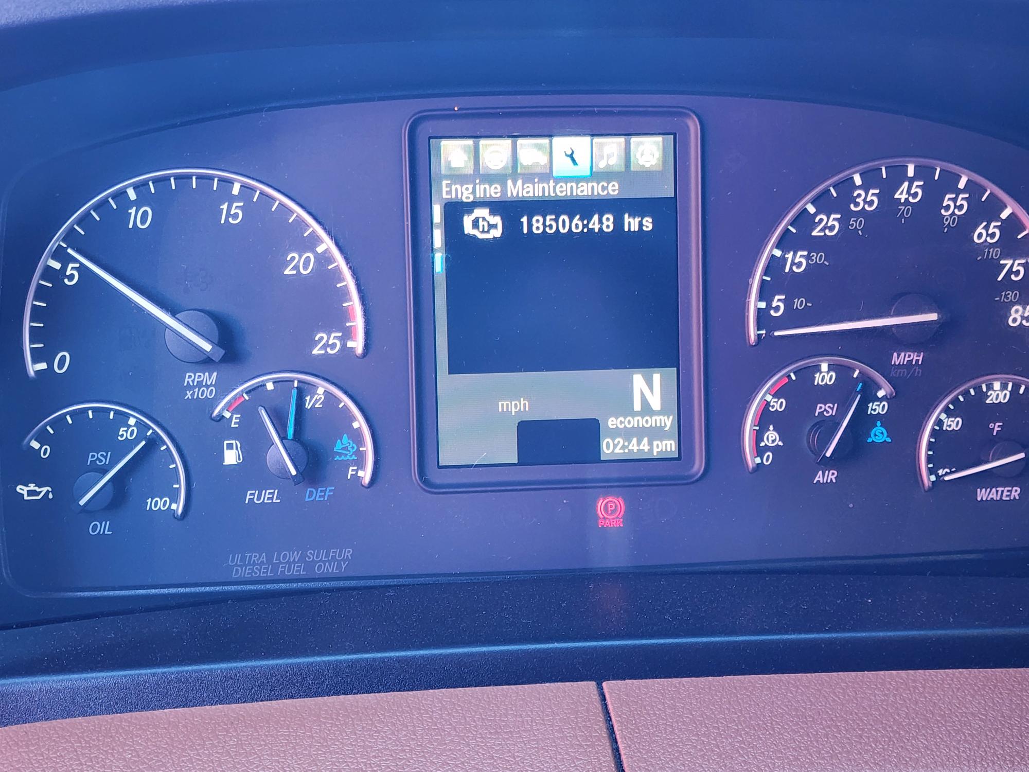 2020 FREIGHTLINER CASCADIA 126SLP - image 12