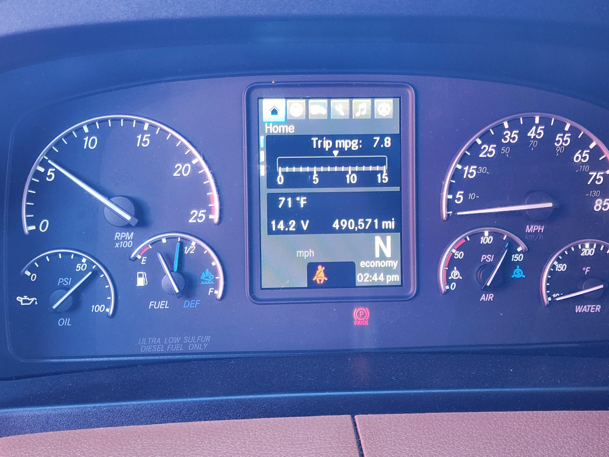 2020 FREIGHTLINER CASCADIA 126SLP - image 13