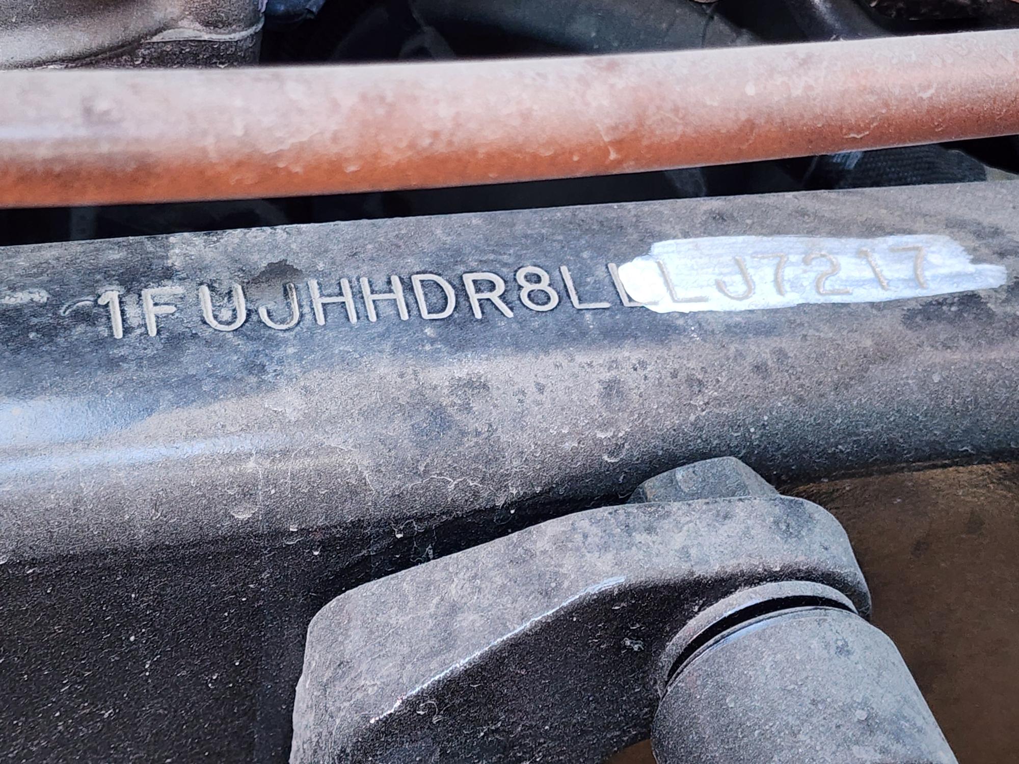 2020 FREIGHTLINER CASCADIA 126SLP - image 22