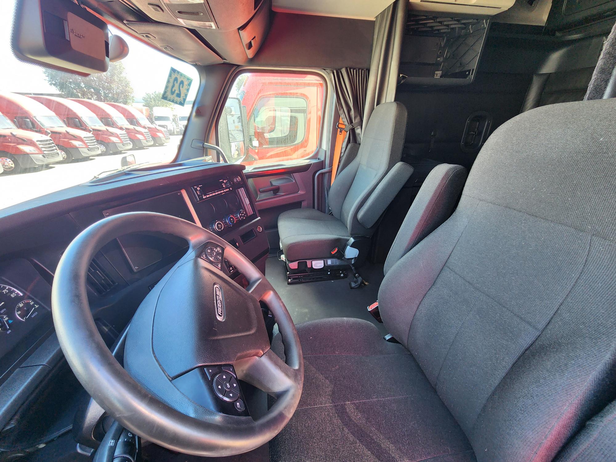 2023 FREIGHTLINER CASCADIA 126SLP - image 16