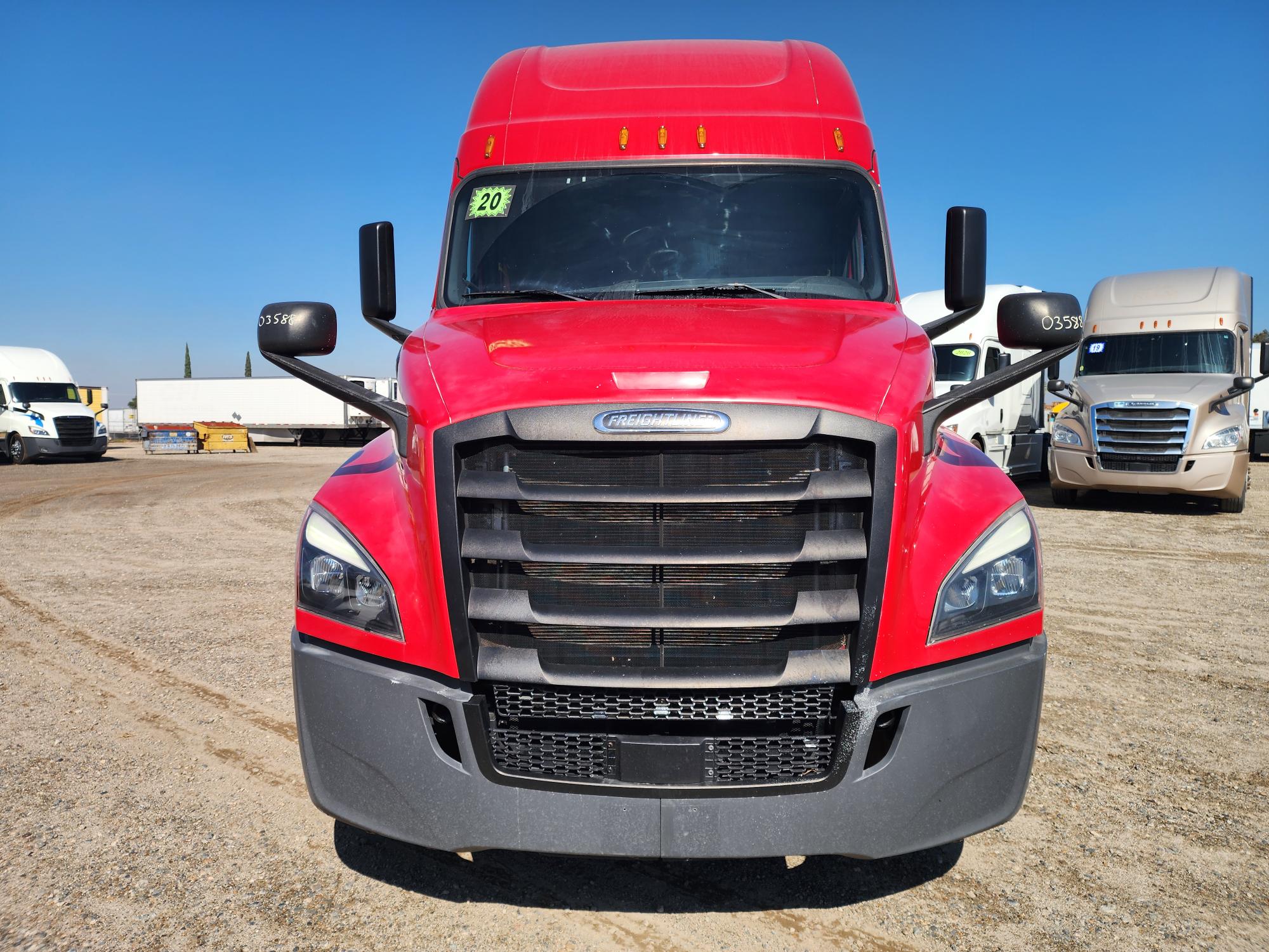 2020 FREIGHTLINER CASCADIA 126SLP - image 2