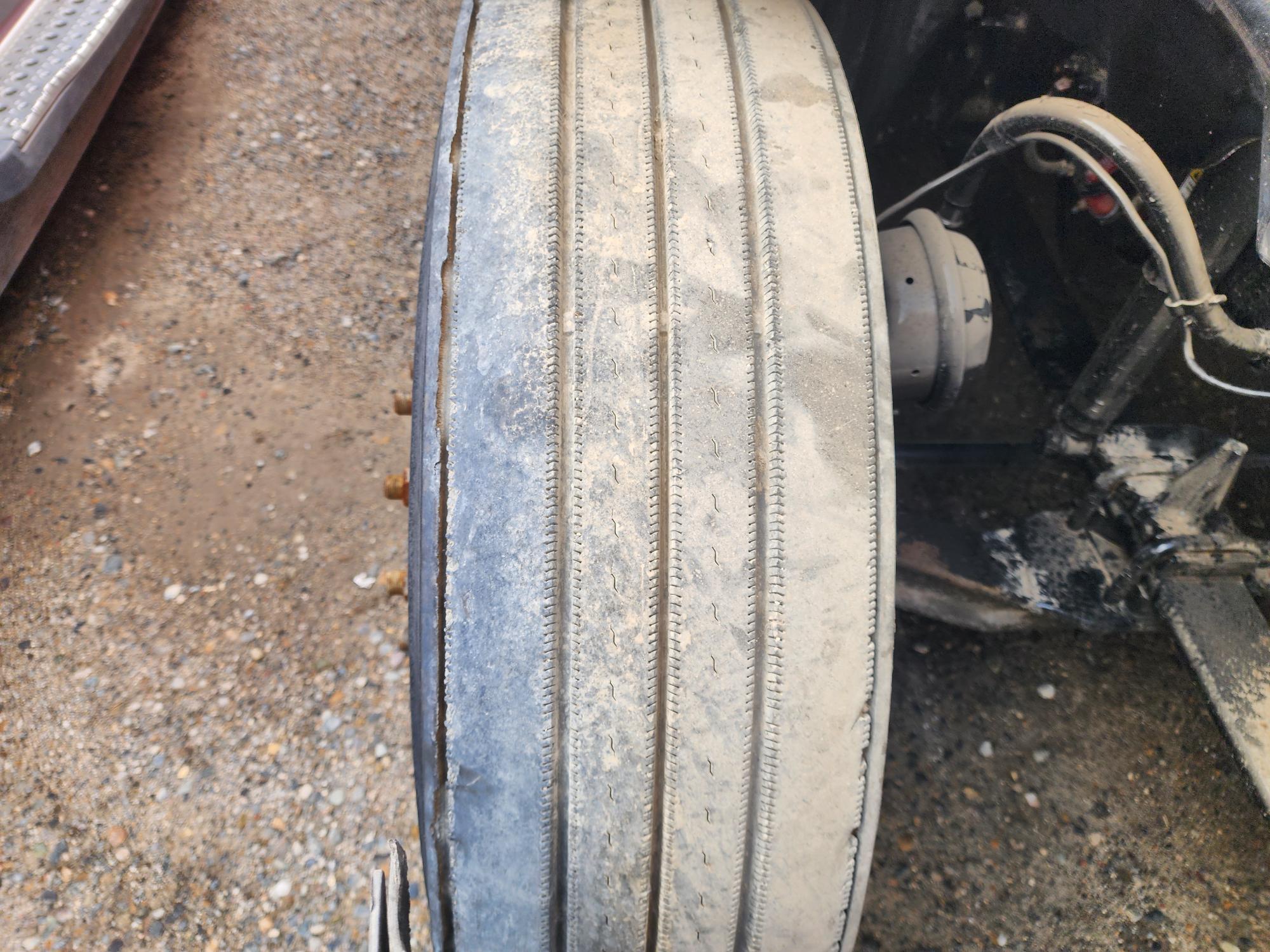 2022 FREIGHTLINER CASCADIA 126SLP - image 11