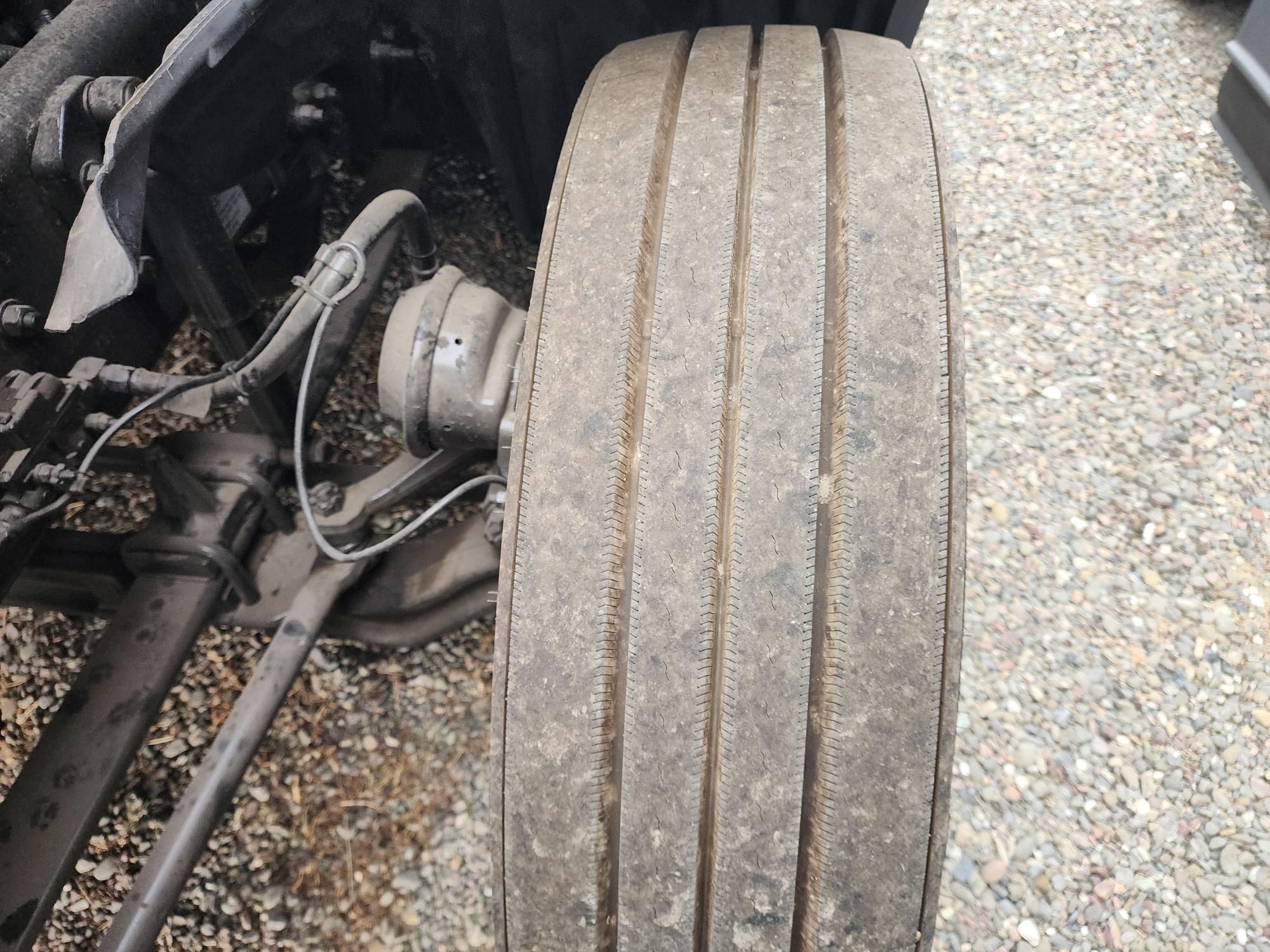 2022 FREIGHTLINER CASCADIA 126SLP - image 12