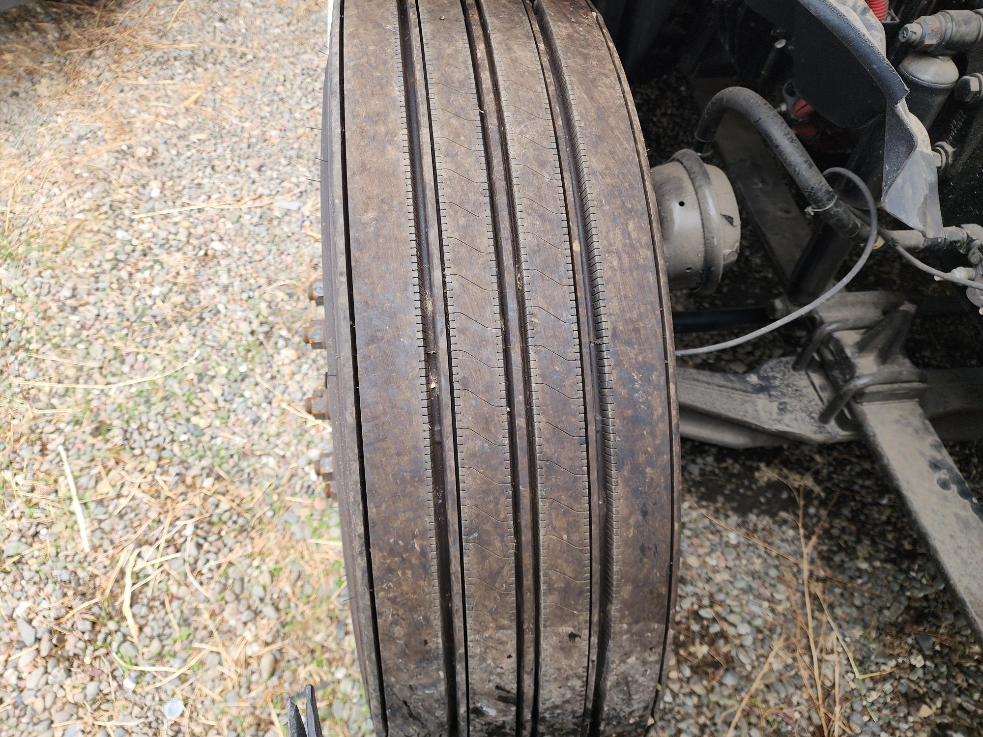 2022 FREIGHTLINER CASCADIA 126SLP - image 11