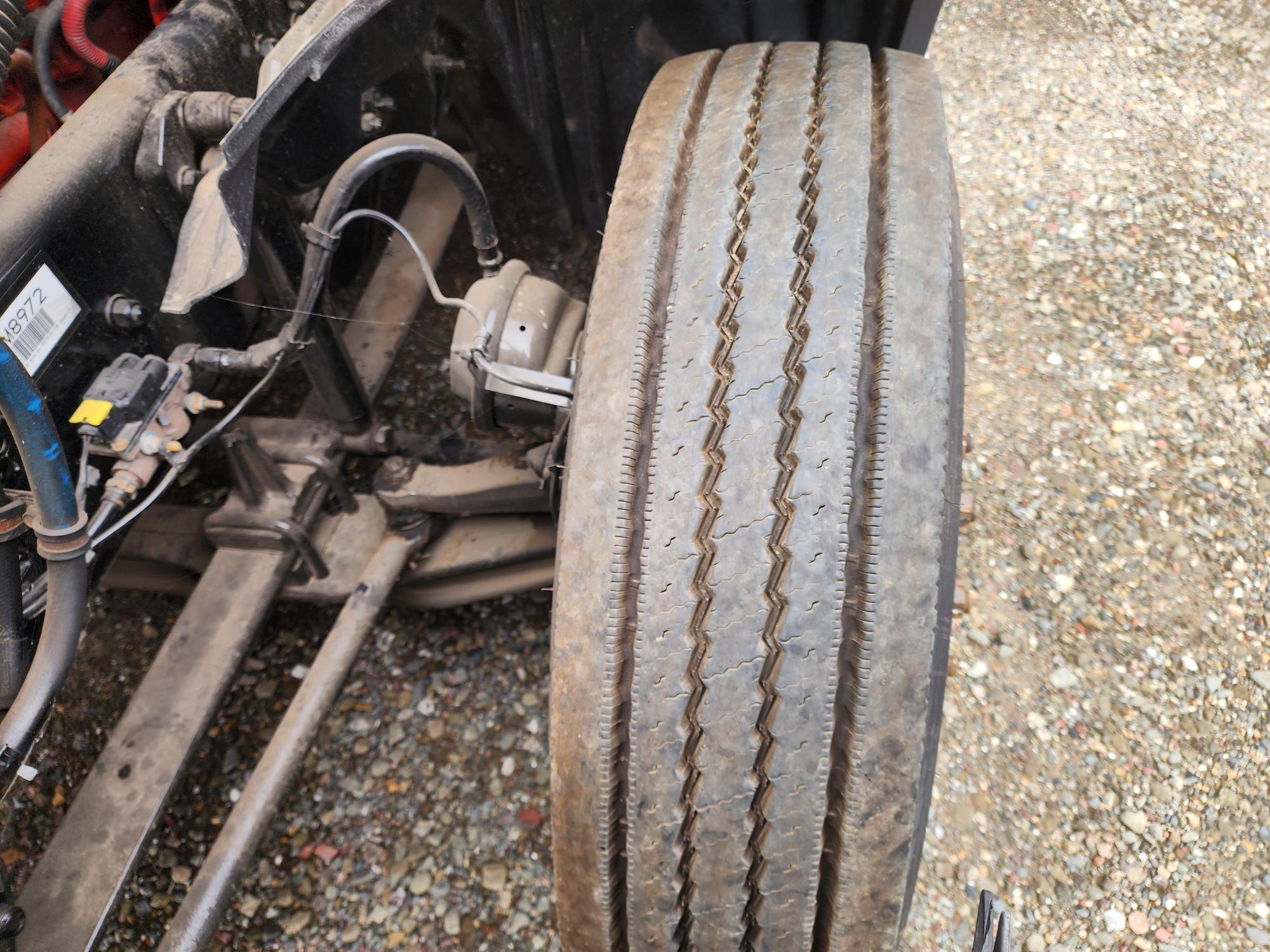 2020 FREIGHTLINER CASCADIA 126SLP - image 11